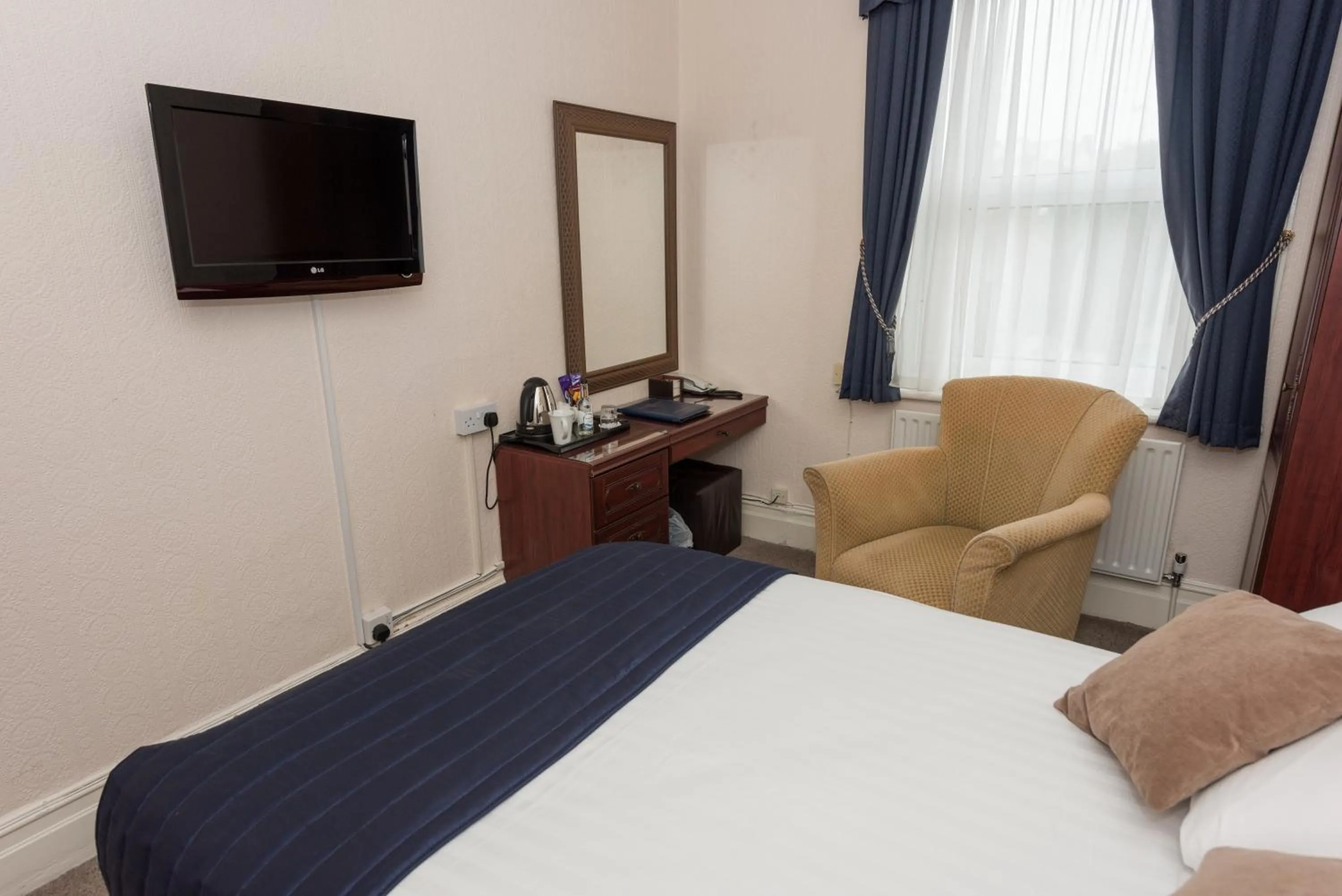 Bed in Devonshire Park Hotel