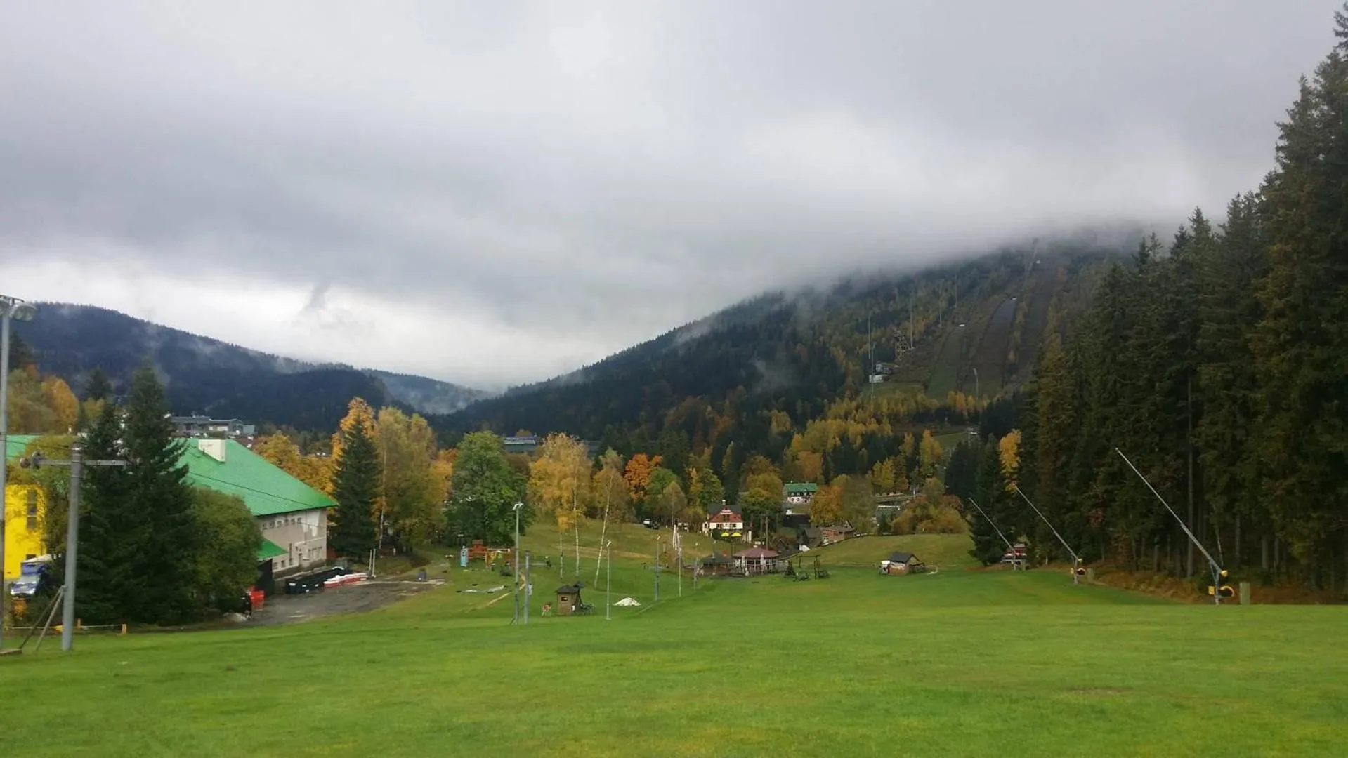 Autumn in Hotel Anna