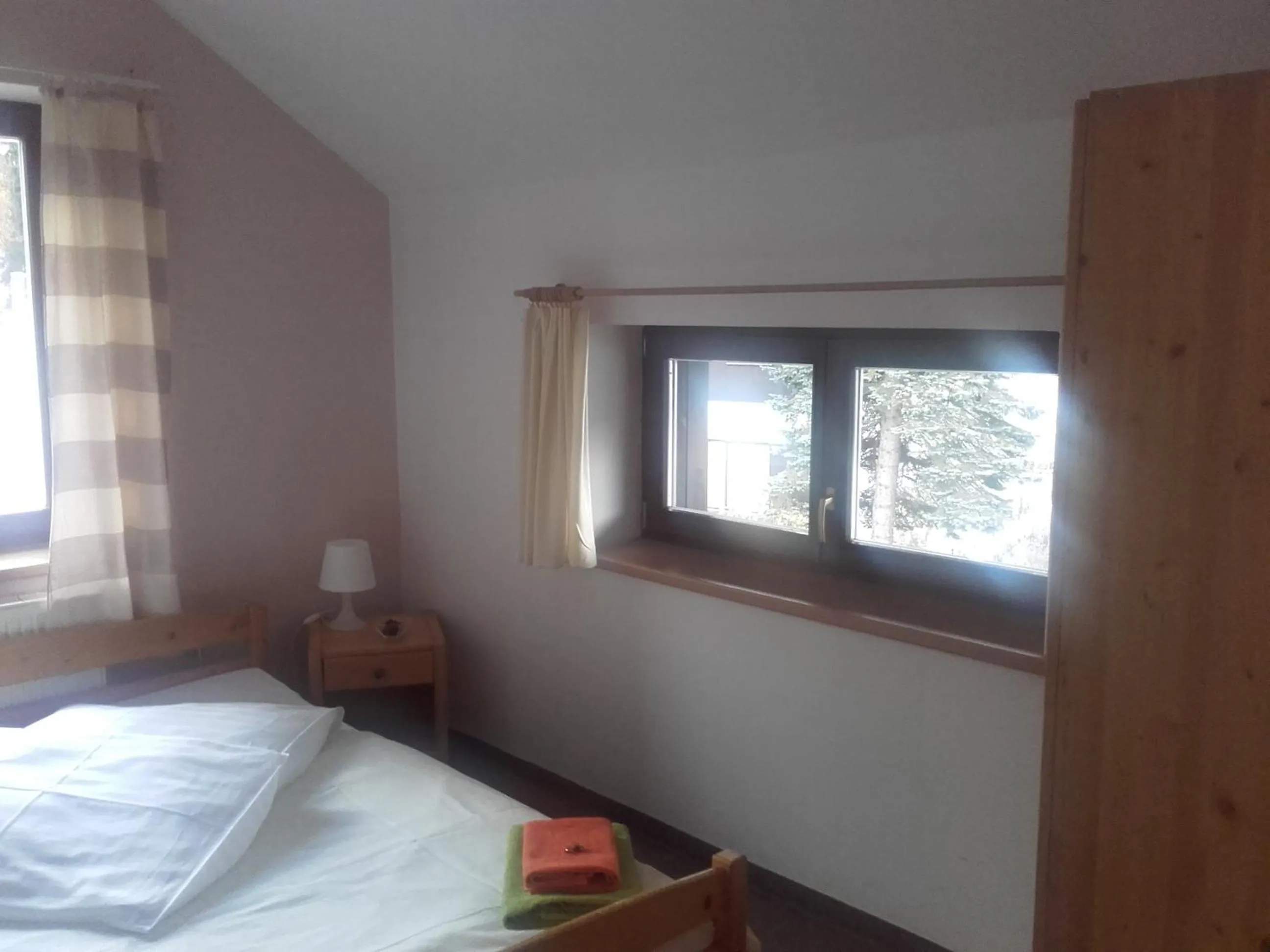 City view, Bed in Hotel Anna