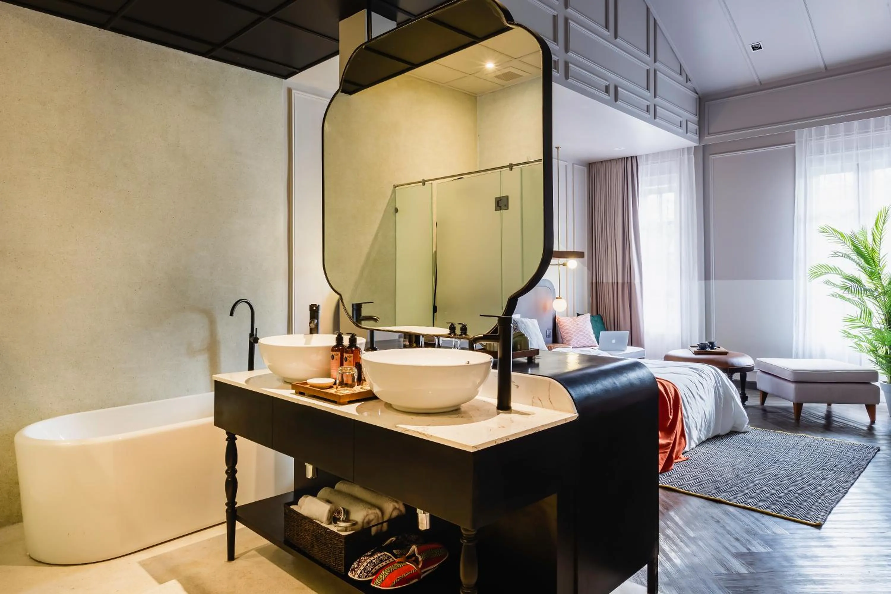 Photo of the whole room in MiLa Thapae@Chiang Mai Old City