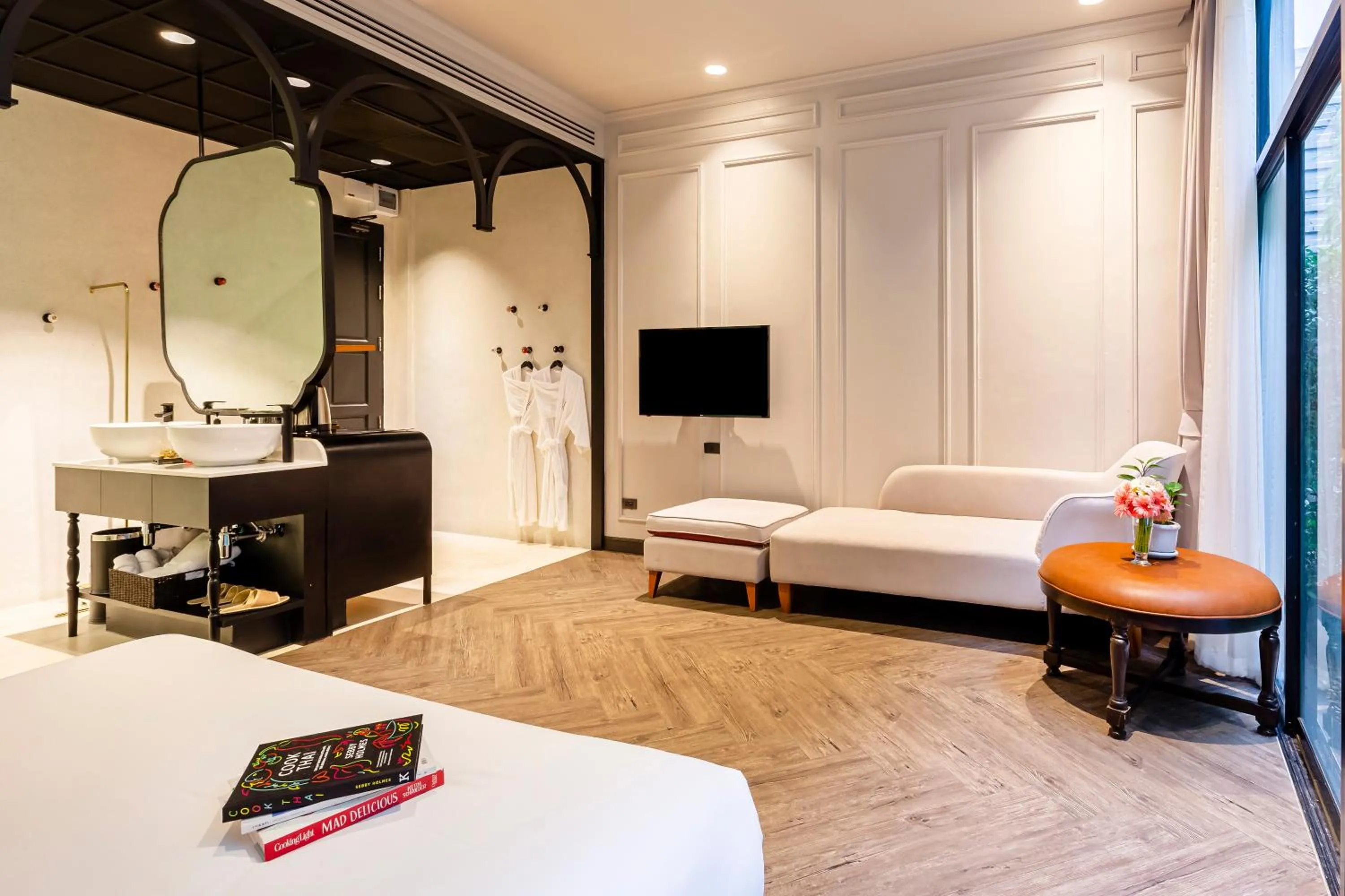 Bed in MiLa Thapae@Chiang Mai Old City