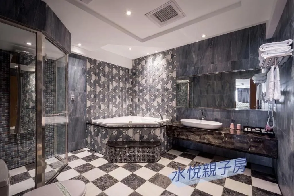 Shuiyue Boutique Motel