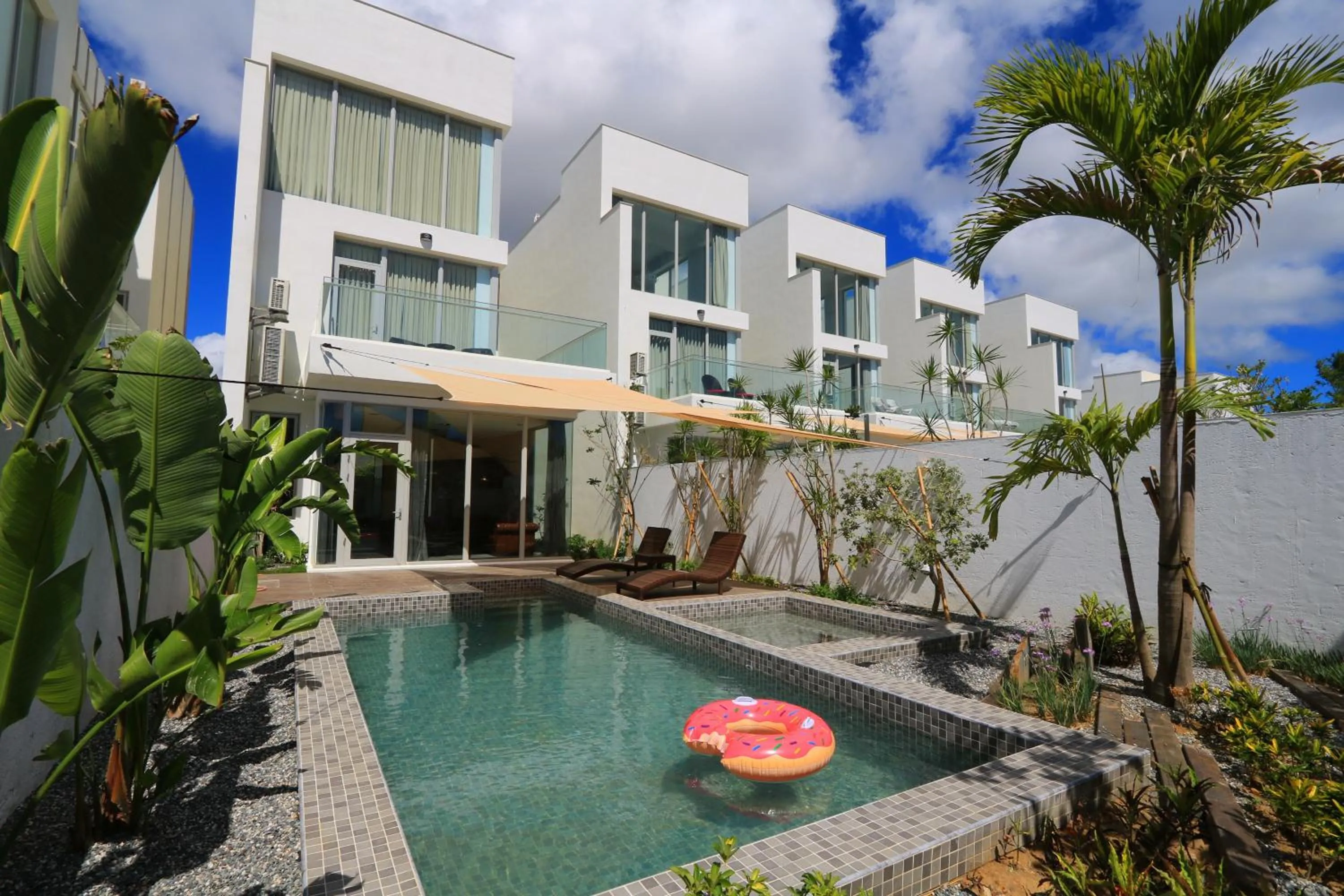Pool view in Splendi Villa