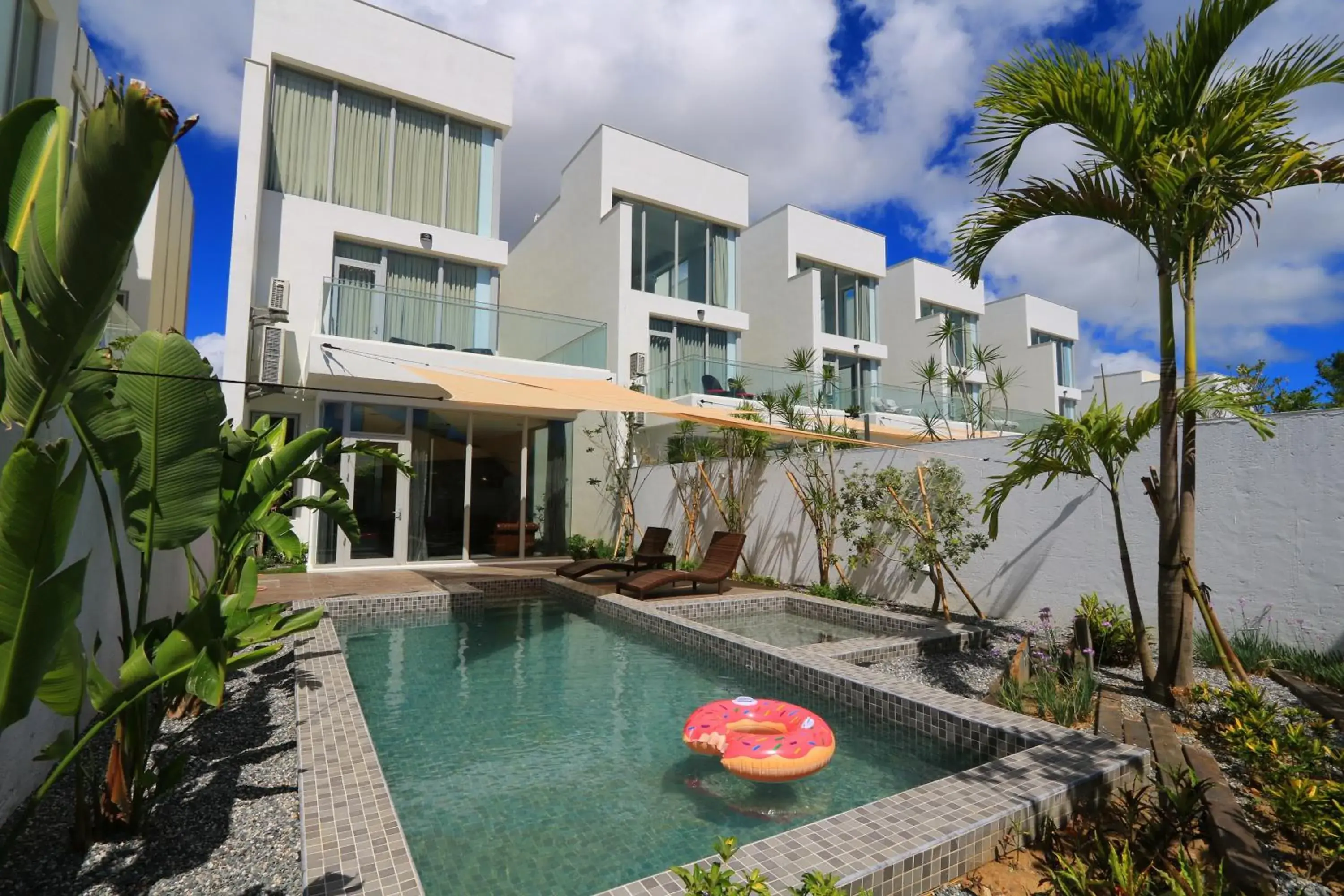 Deluxe Queen Room with Two Queen Beds in Splendi Villa Deluxe Queen Room with Two Queen Beds in Splendi Villa