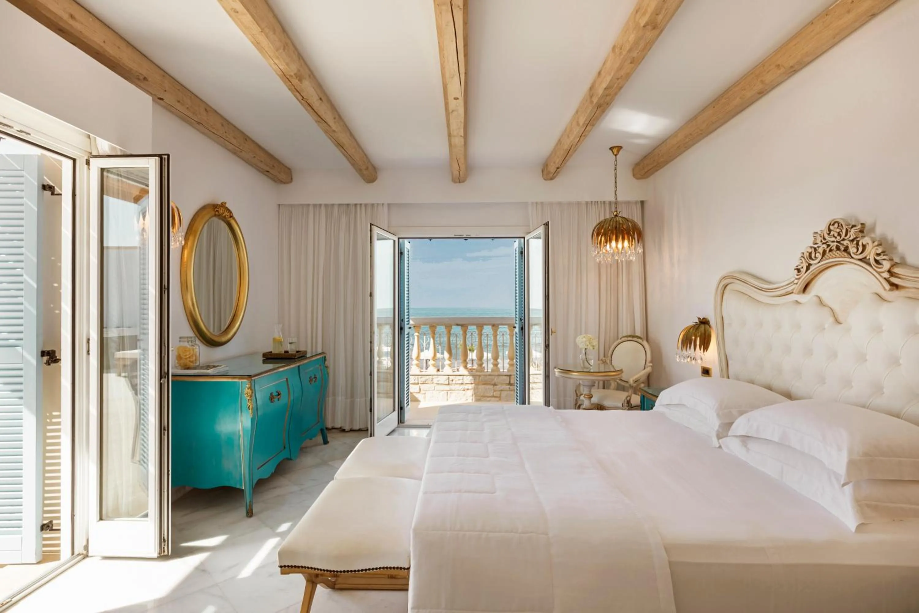 Bedroom, Bed in Mitsis Selection Laguna