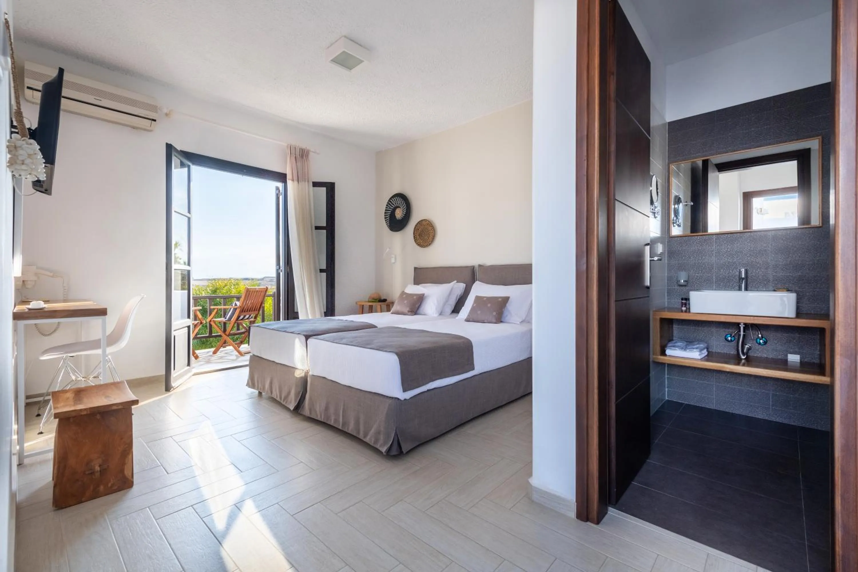 Bedroom, Bed in Aella Residence