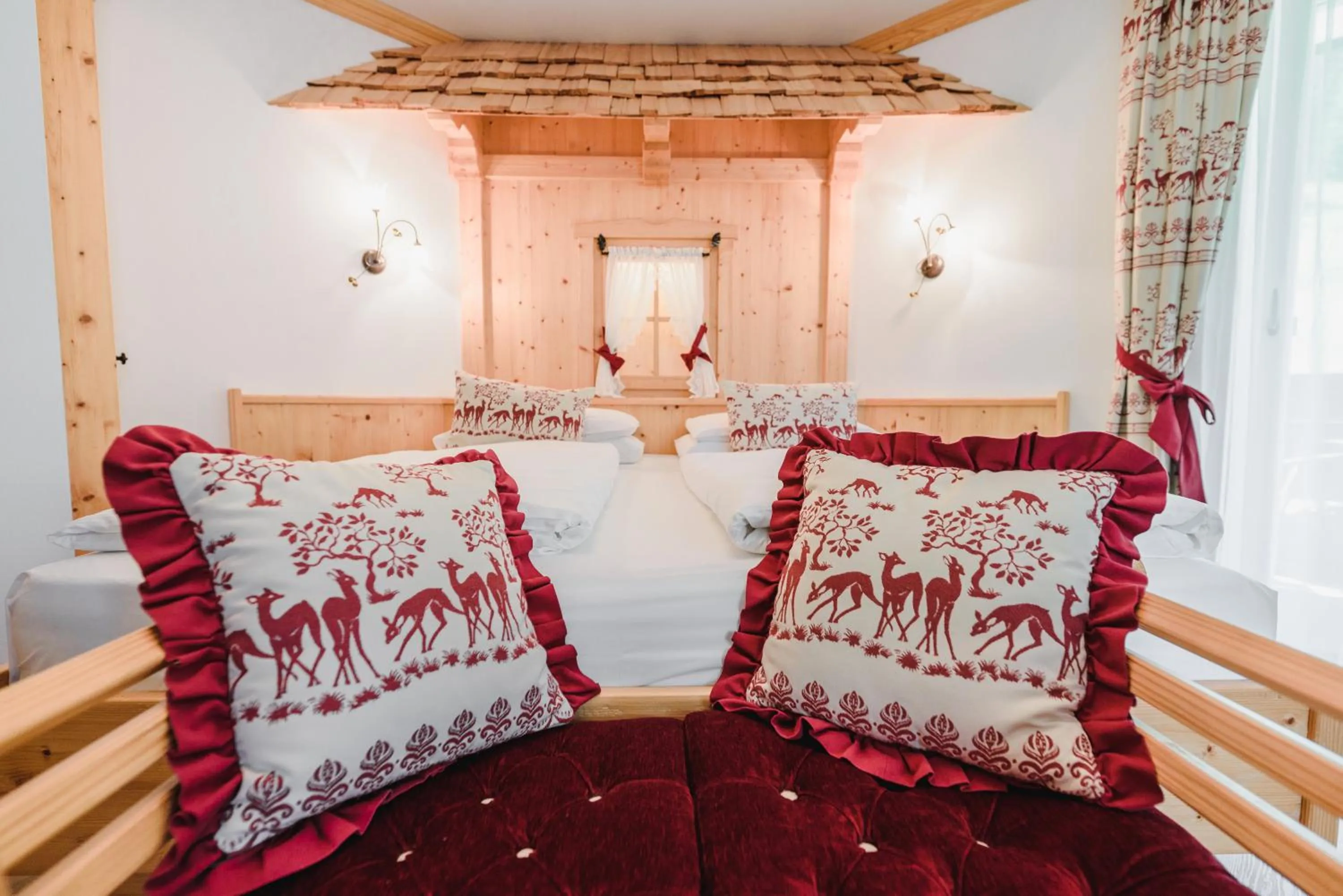 Bed in Hotel Des Alpes