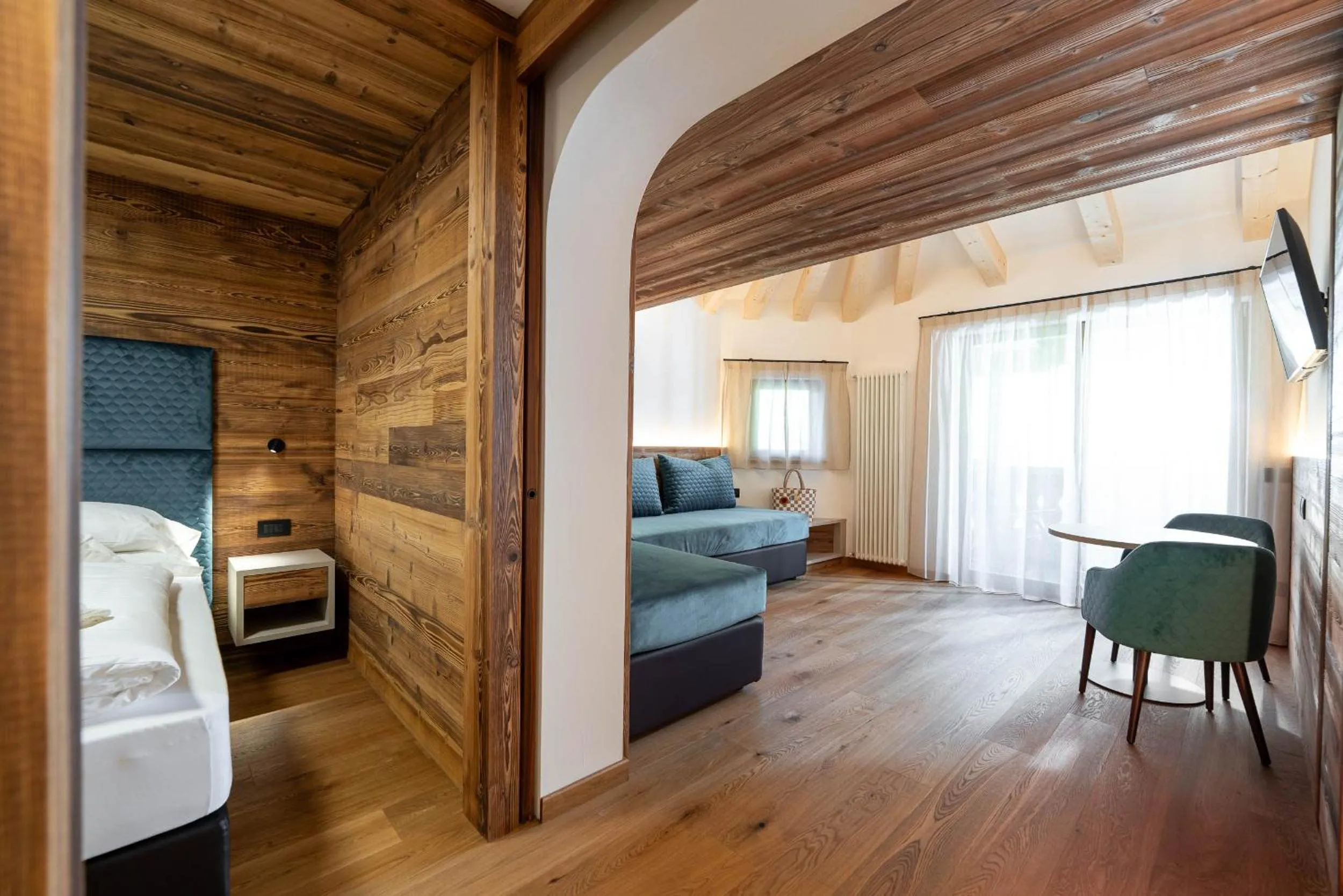 Bed in Hotel Des Alpes