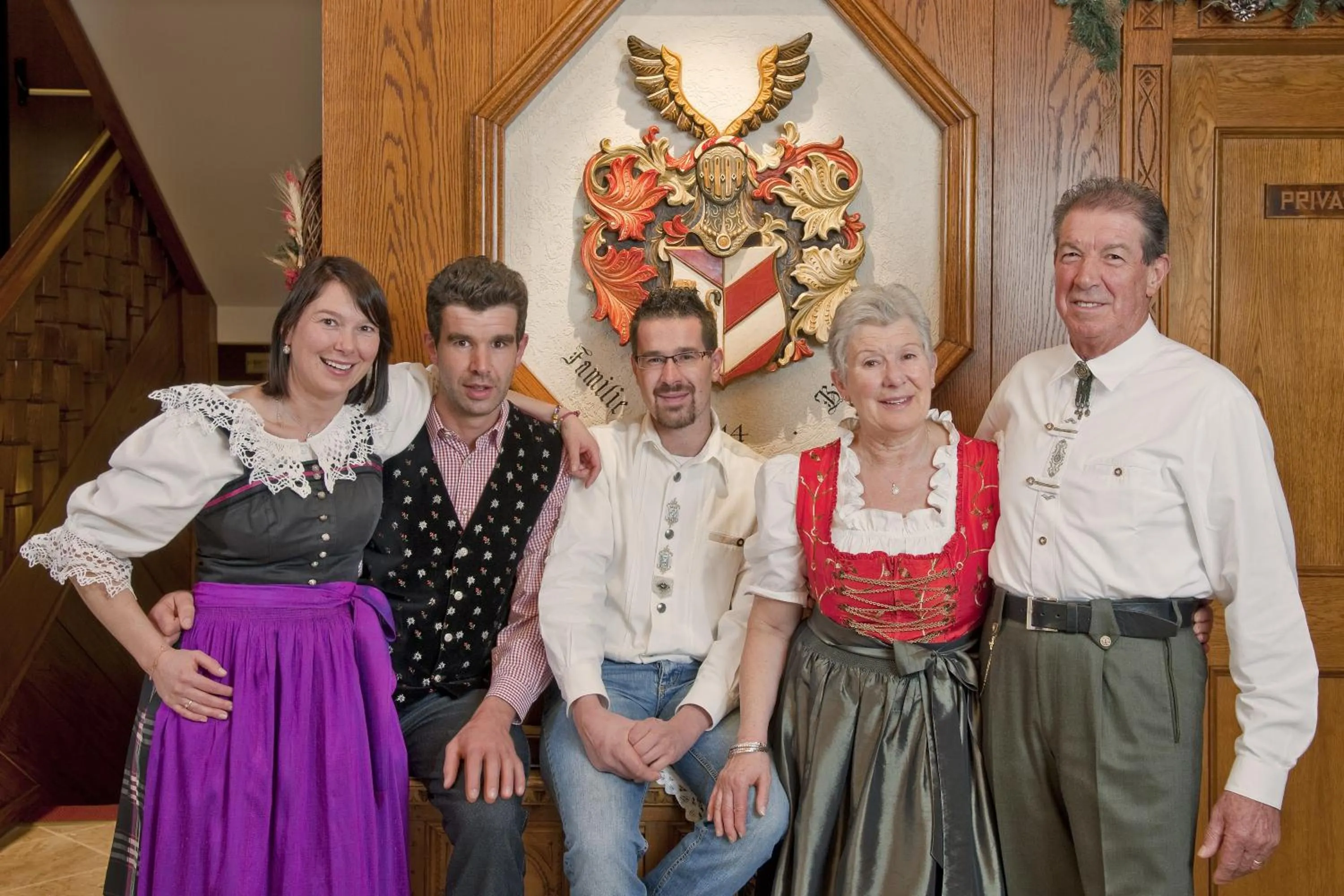 group of guests in Hotel Des Alpes