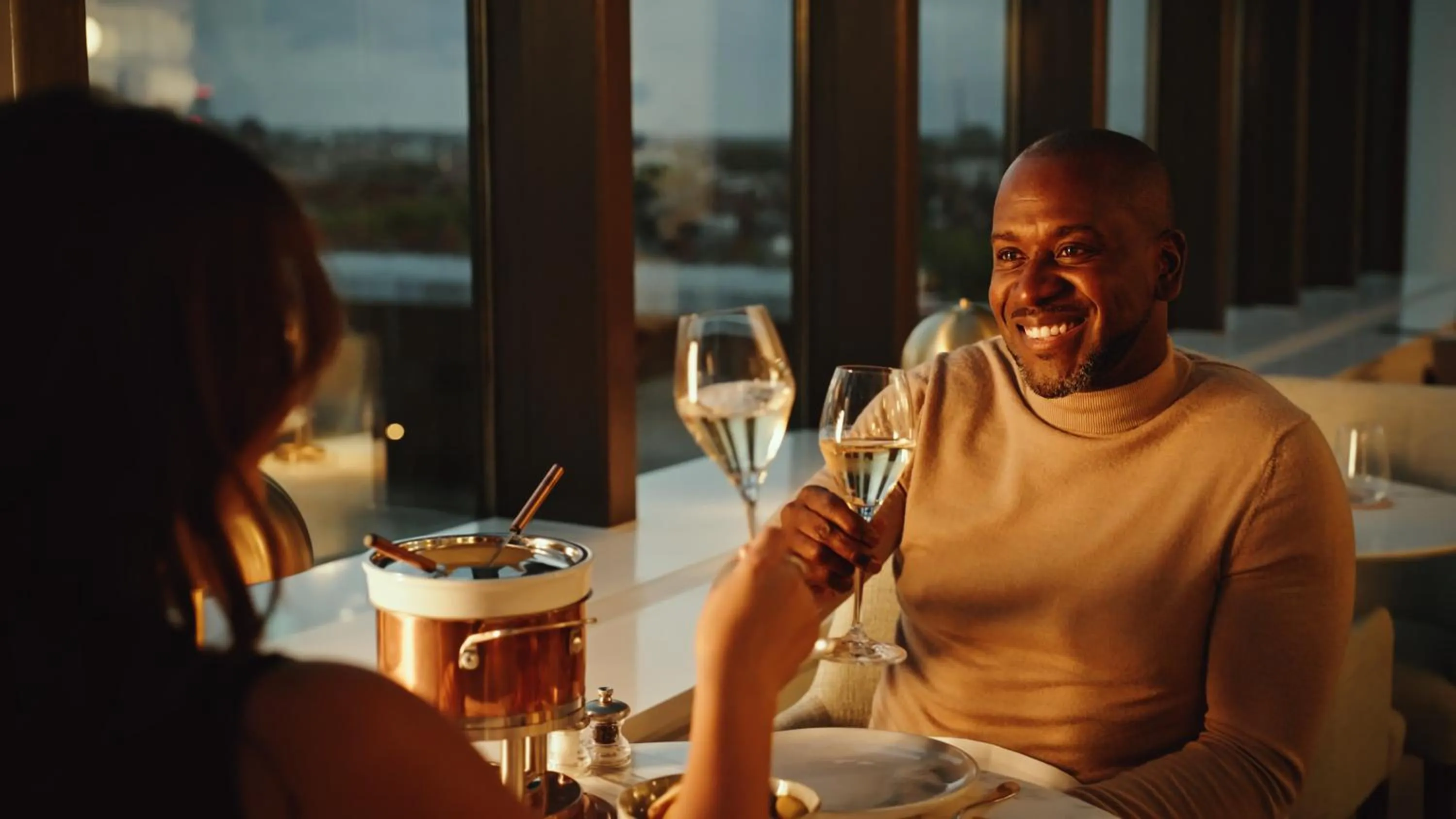 Restaurant/places to eat in Jumeirah Carlton Tower London