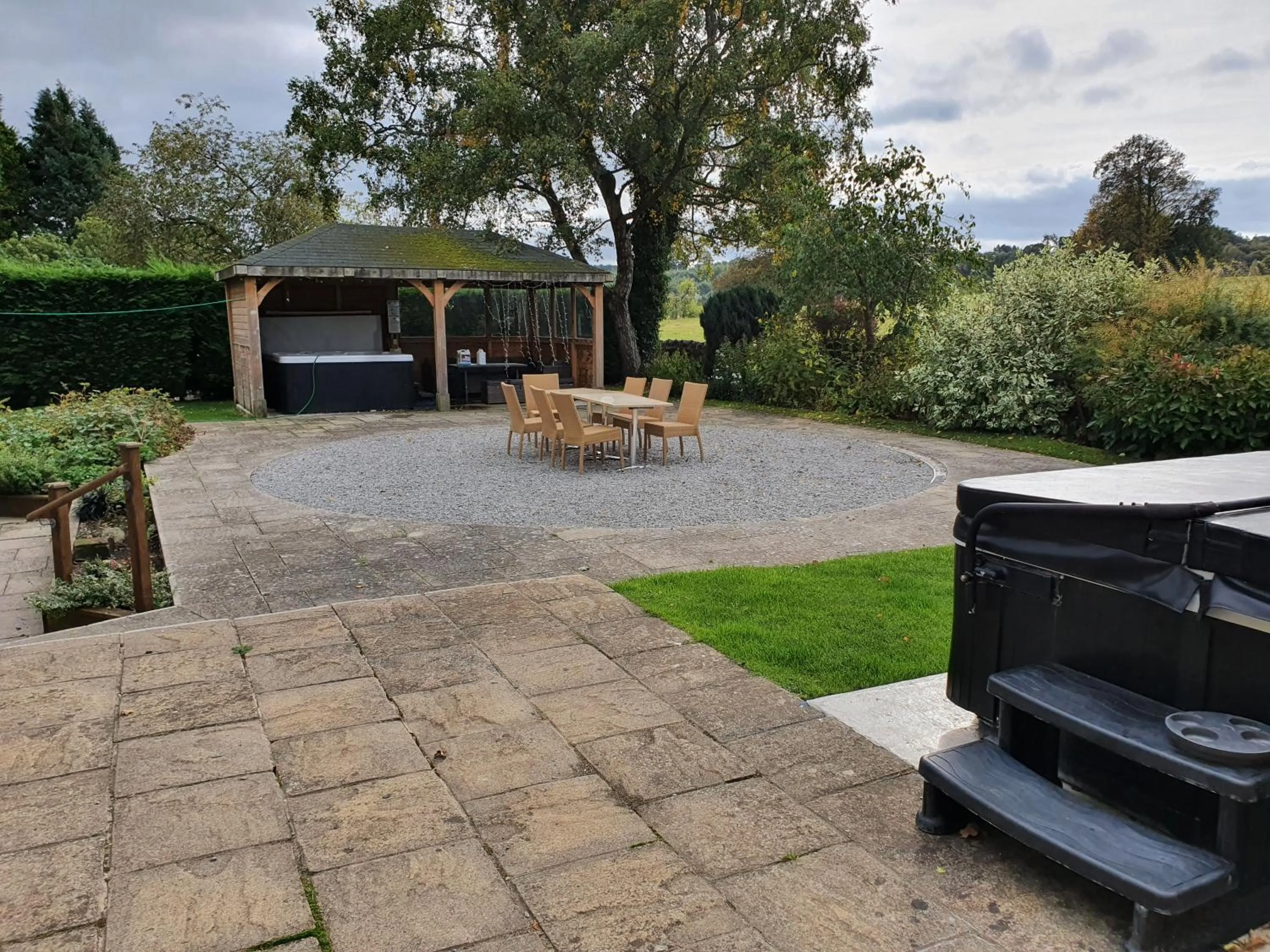 Patio in The Morritt Hotel