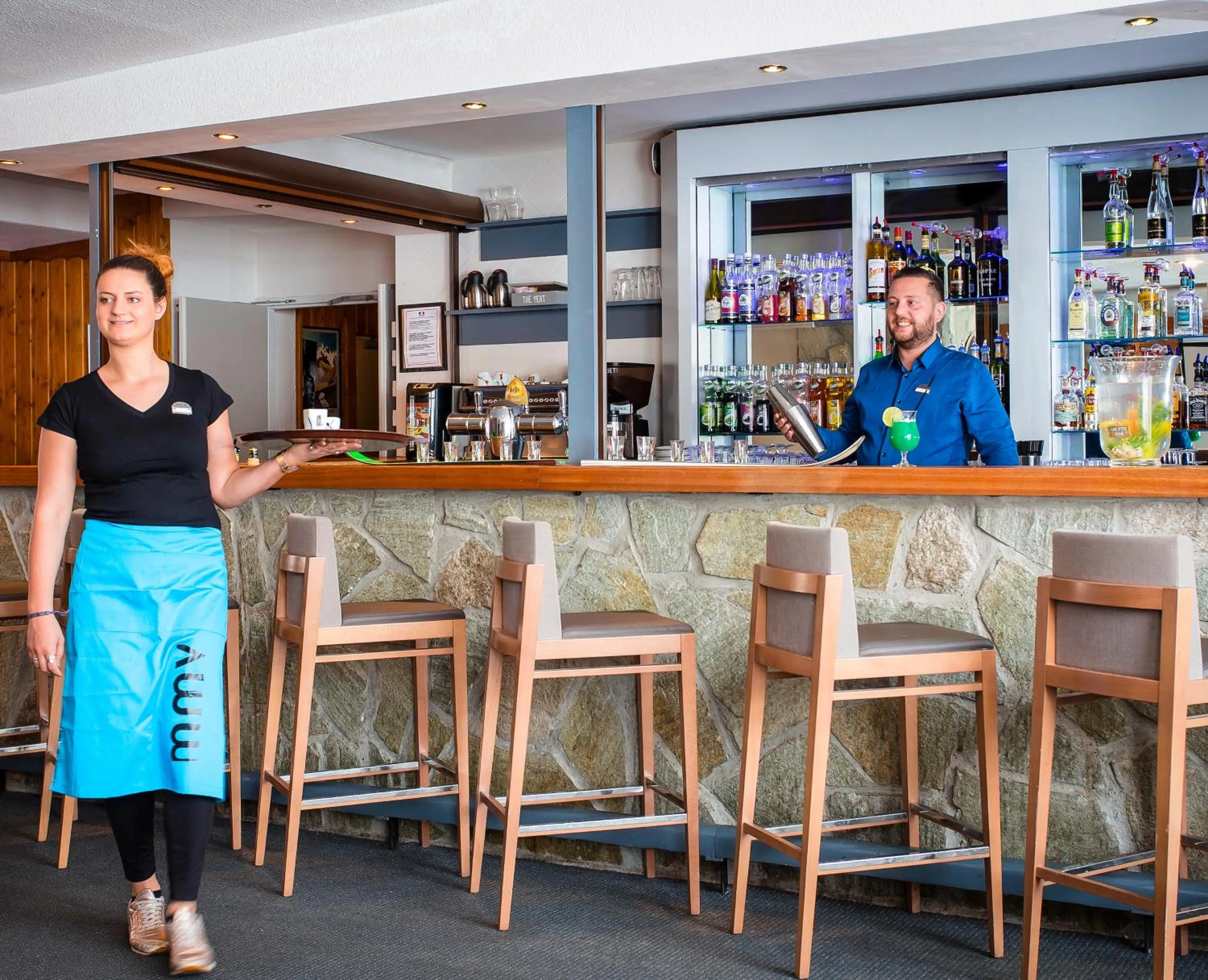 Lounge or bar in Hôtel Club MMV Le Panorama