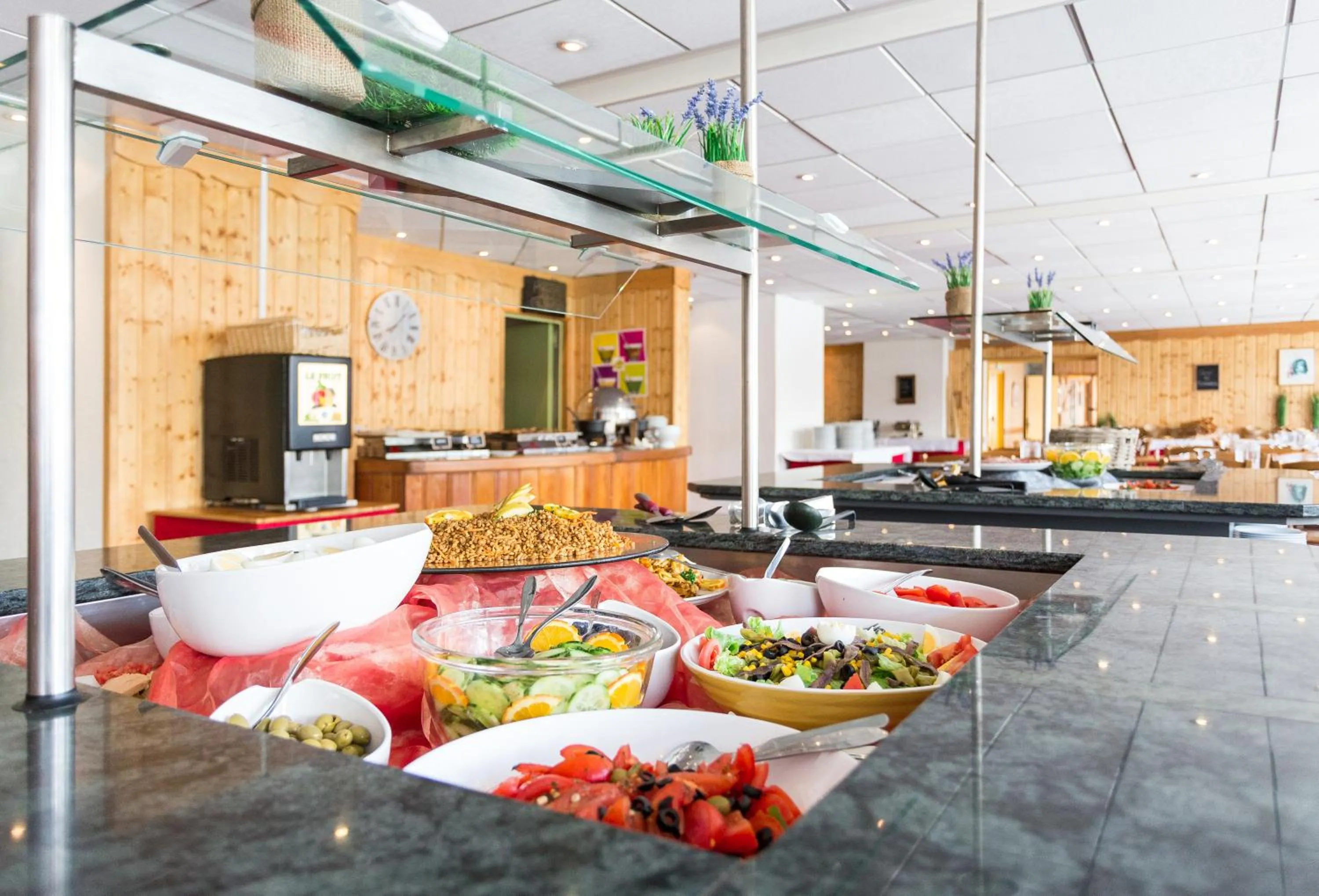 Continental breakfast in Hôtel Club MMV Le Panorama