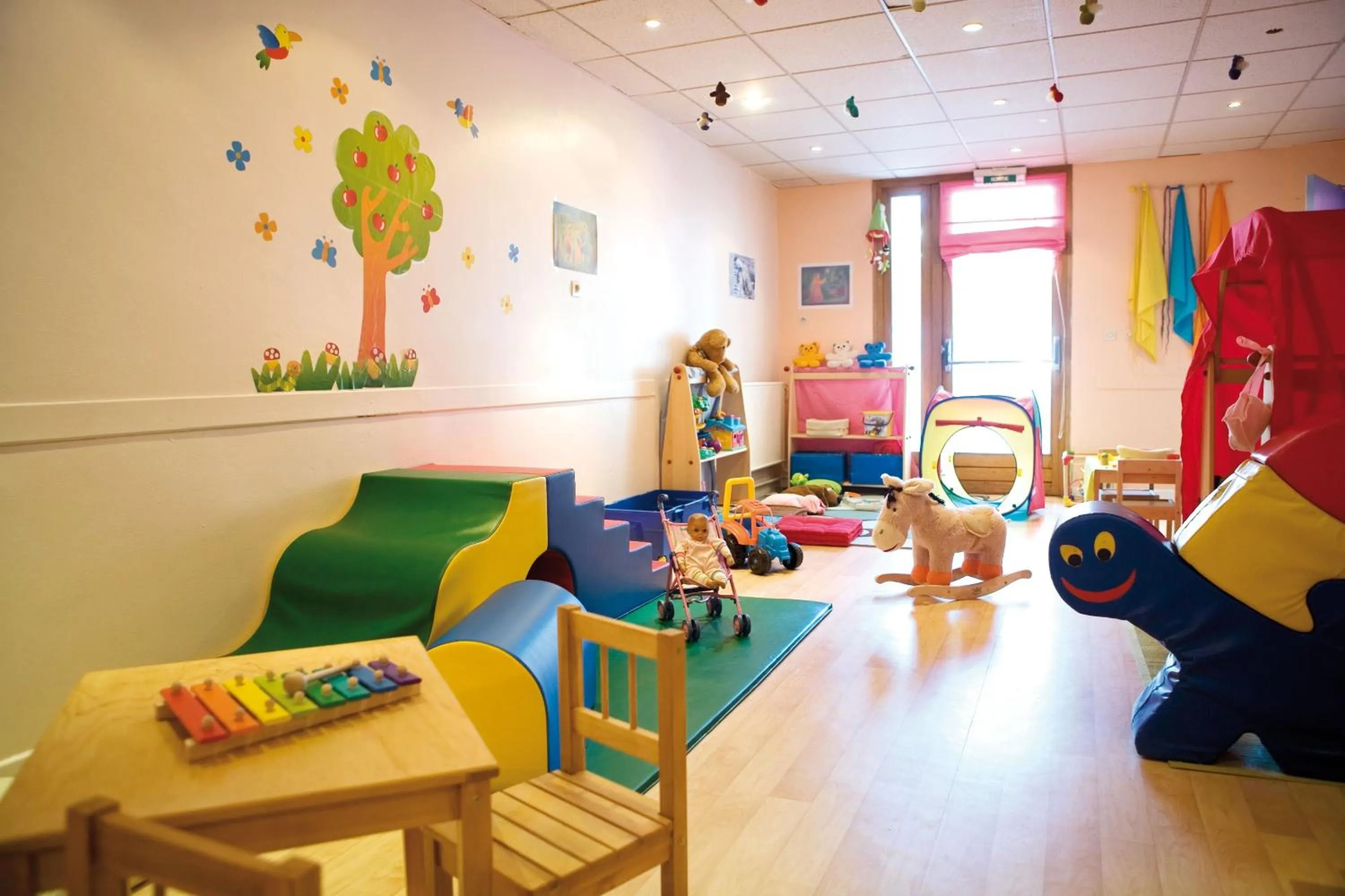 Kids's club in Hôtel Club MMV Le Panorama