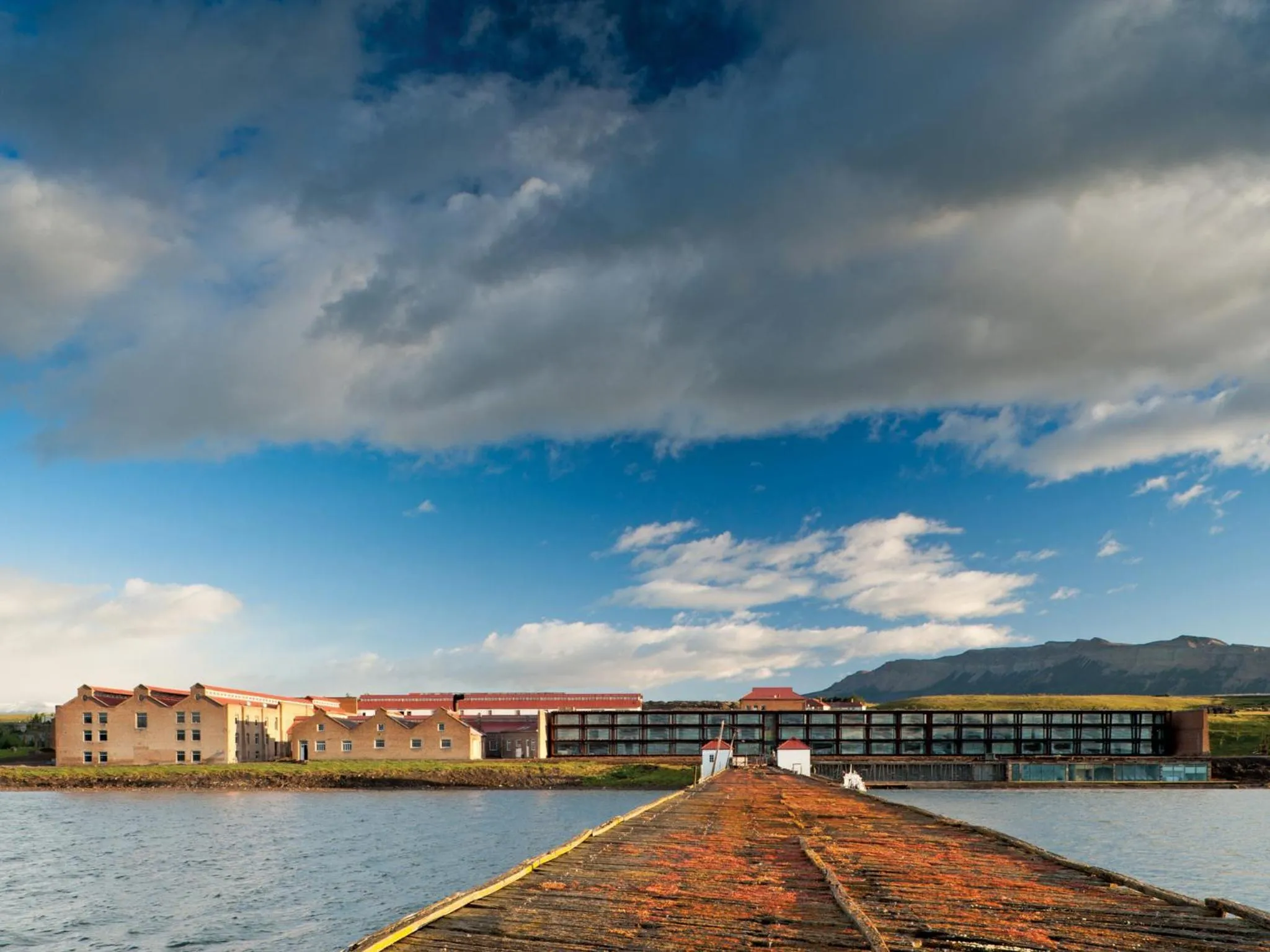 Facade/entrance in The Singular Patagonia Hotel