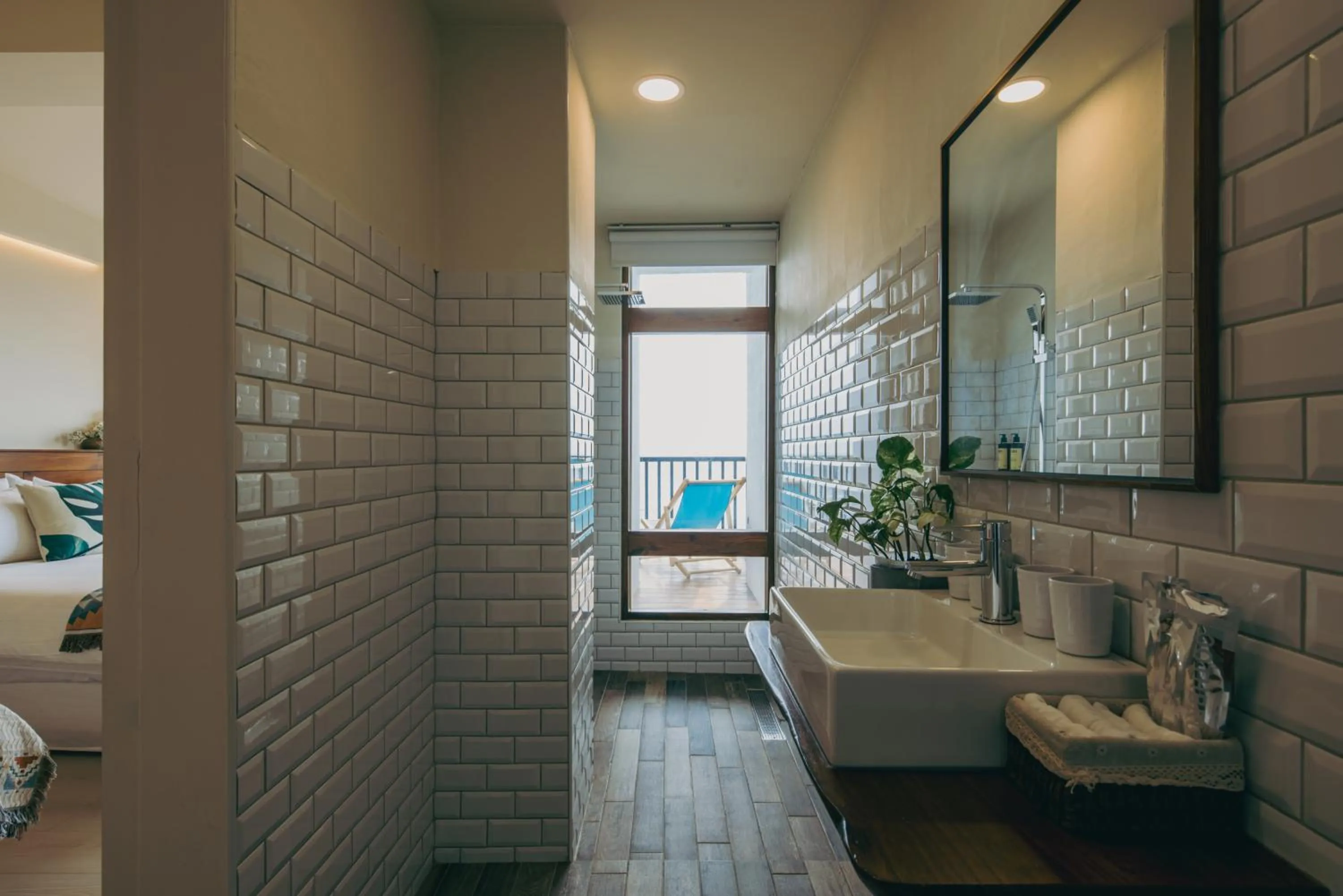 Chuanfanrock Haku Beach Days Inn