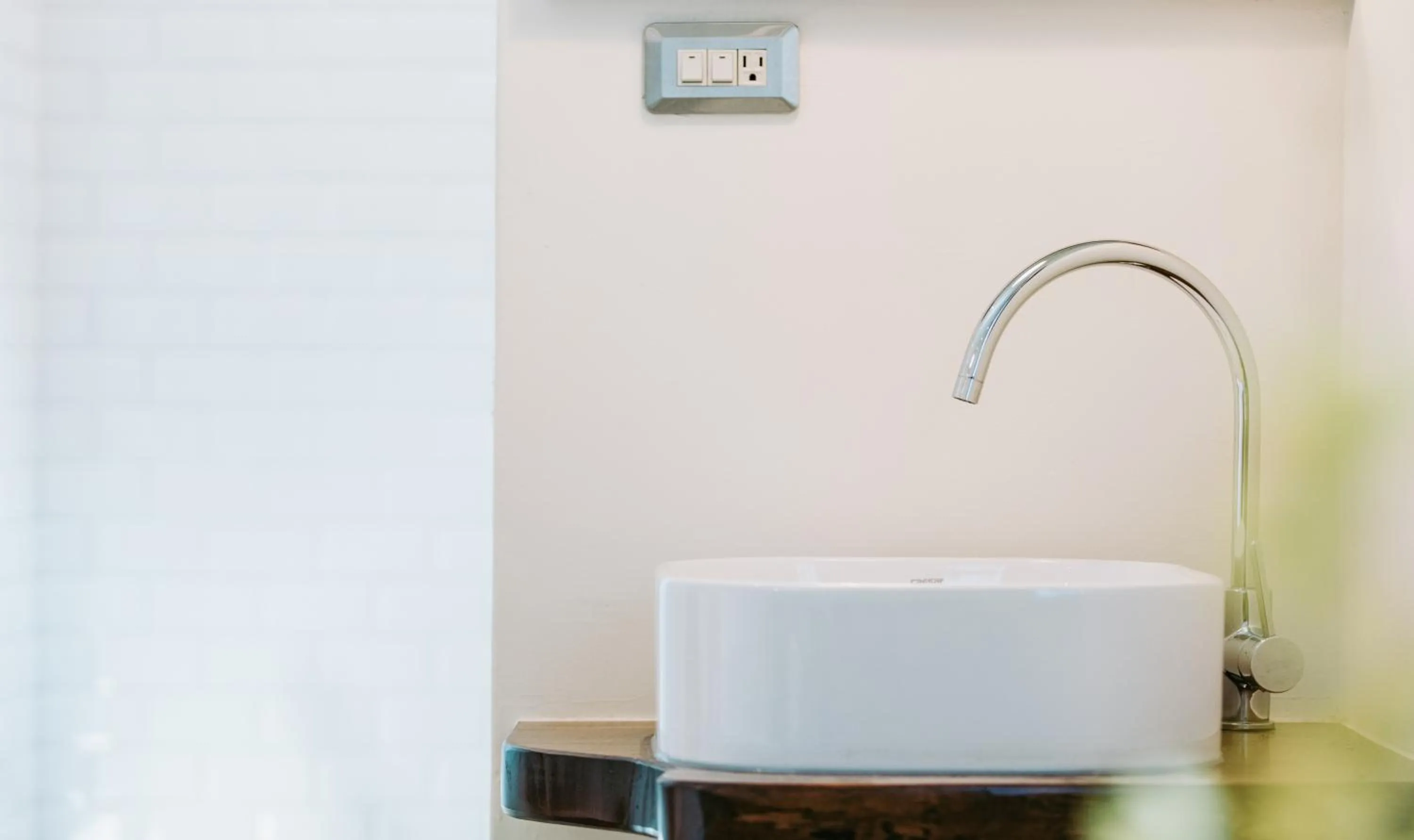 Decorative detail in Chuanfanrock Haku Beach Days Inn