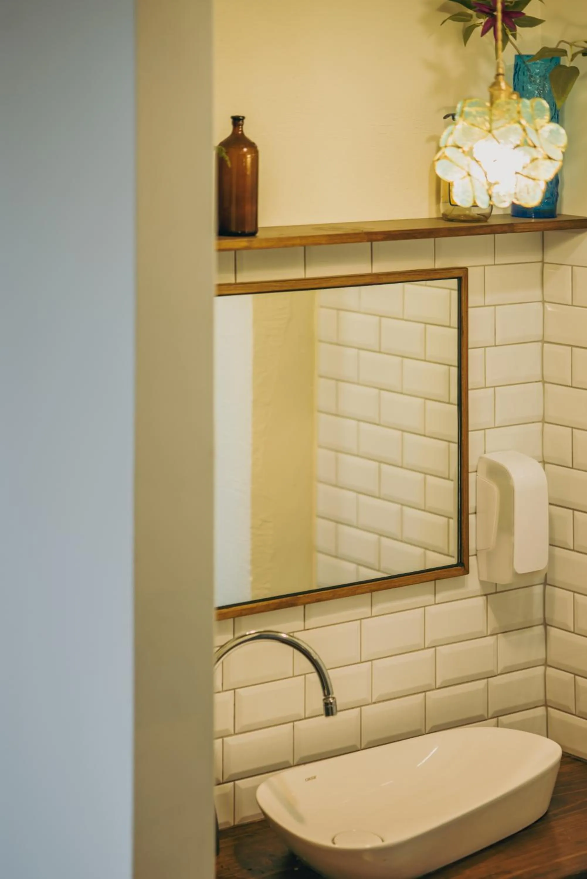 Restaurant/places to eat in Chuanfanrock Haku Beach Days Inn