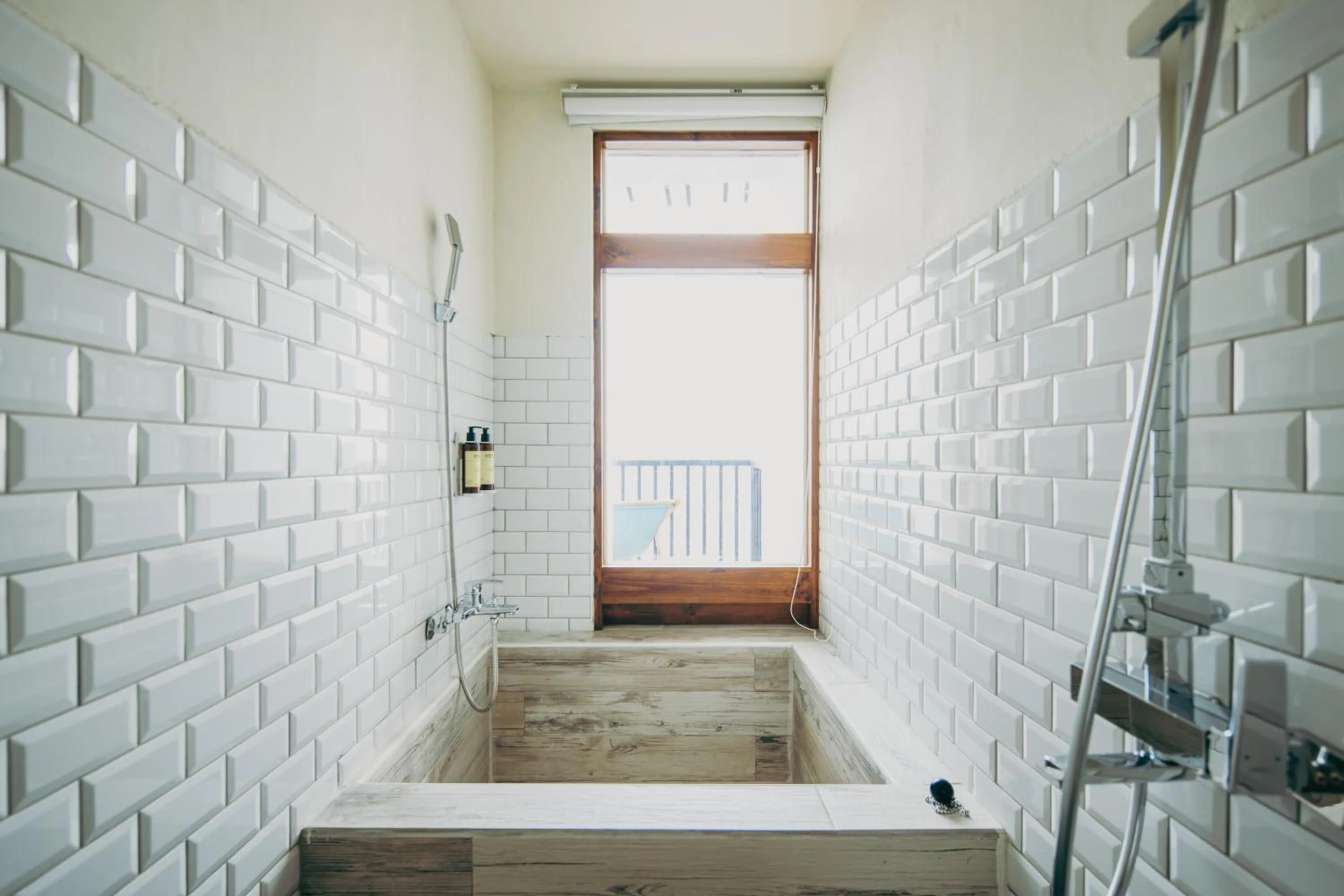 Chuanfanrock Haku Beach Days Inn