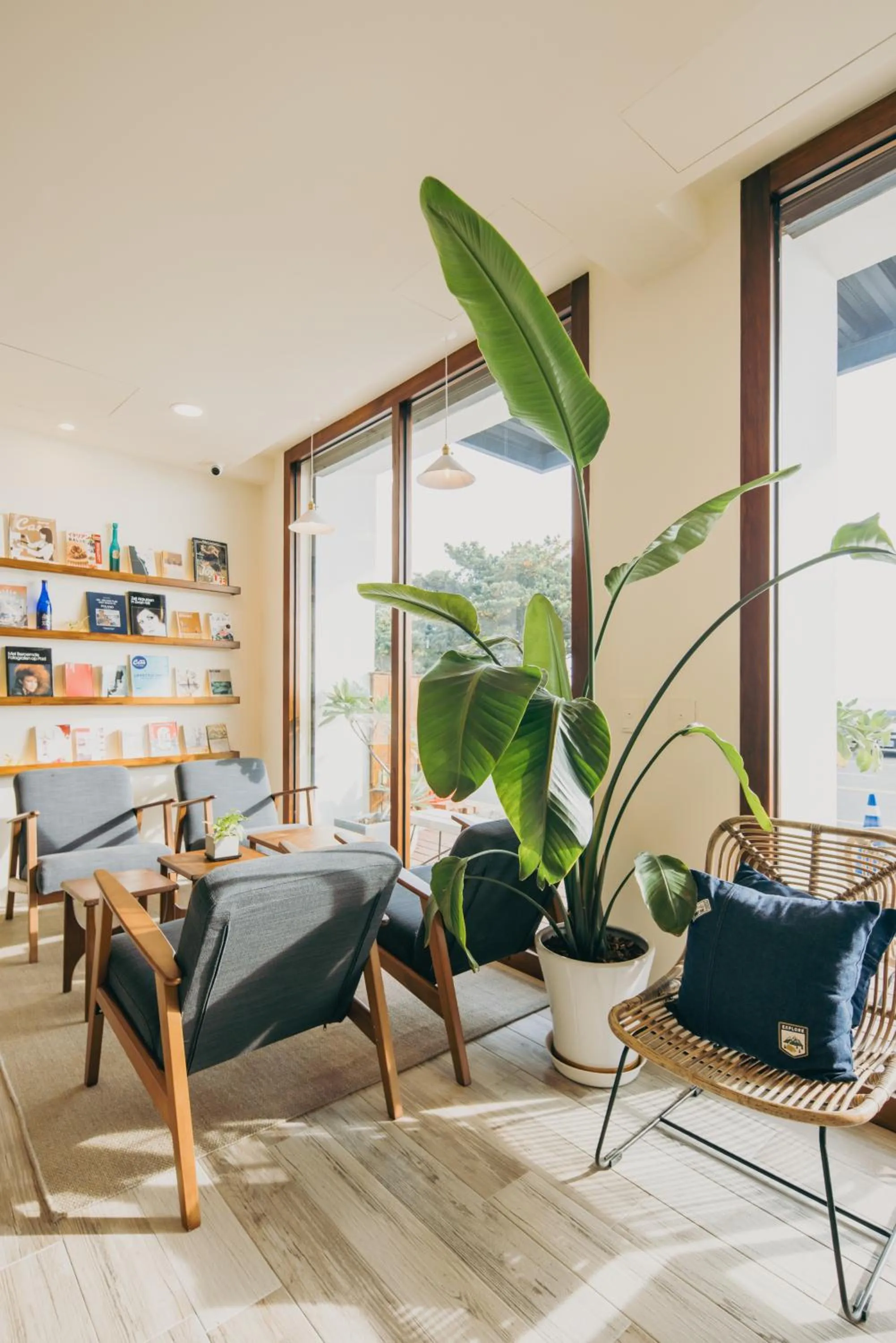 Restaurant/places to eat in Chuanfanrock Haku Beach Days Inn