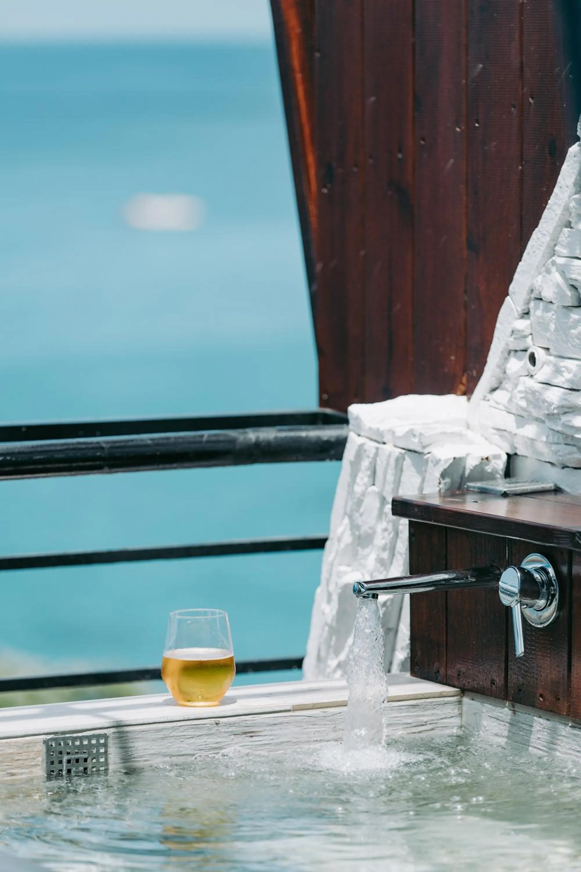 Balcony/Terrace in Chuanfanrock Haku Beach Days Inn