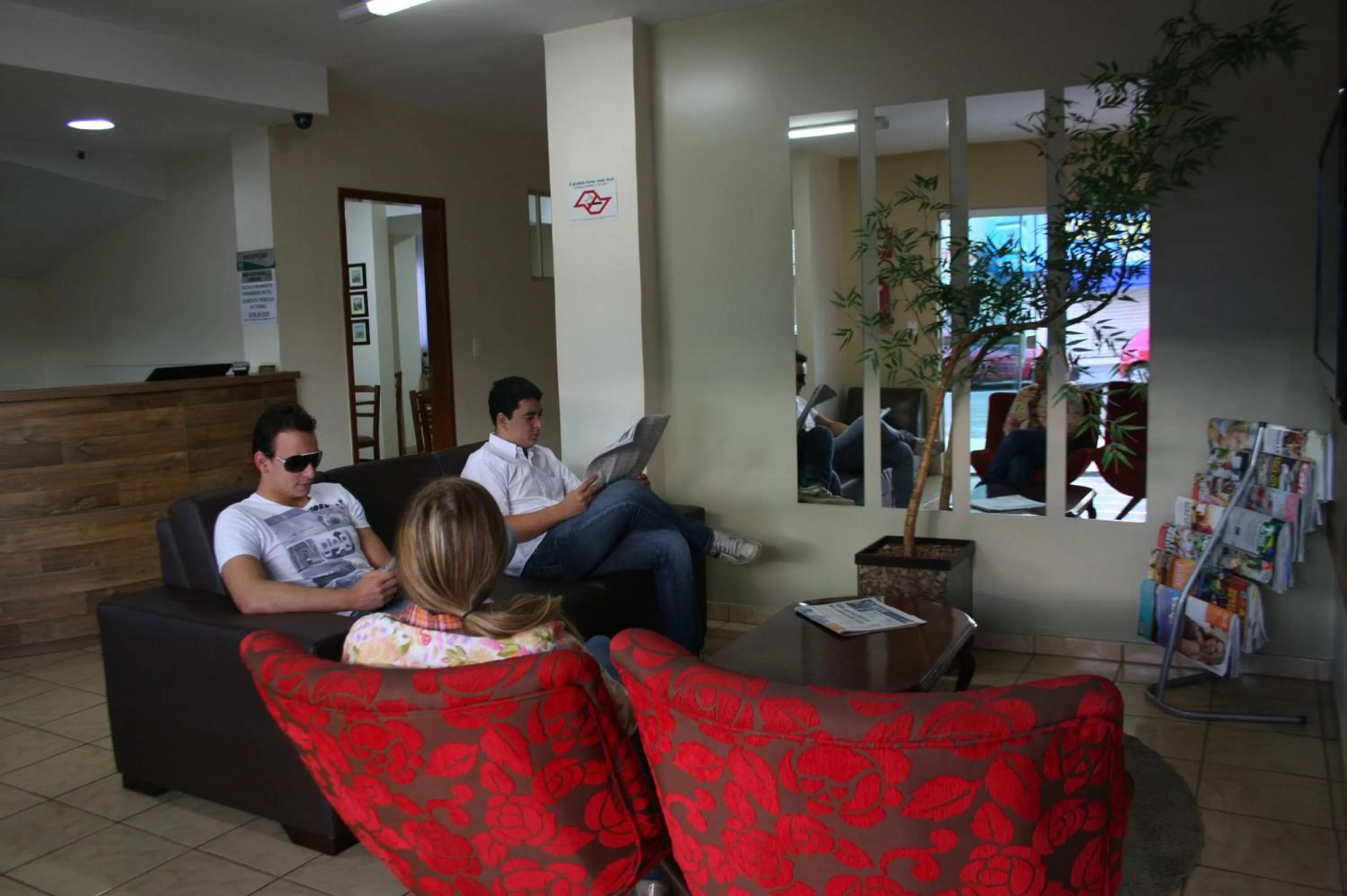 People in Pinheiros Hotel