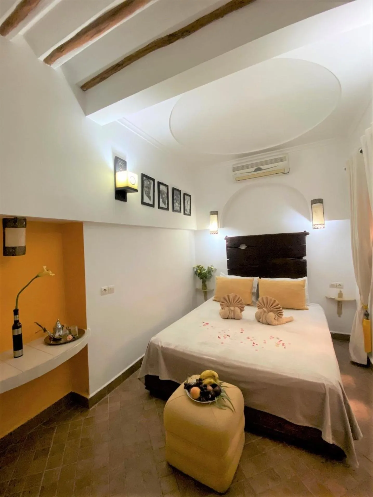 Bedroom, Bed in Dar Soukaina