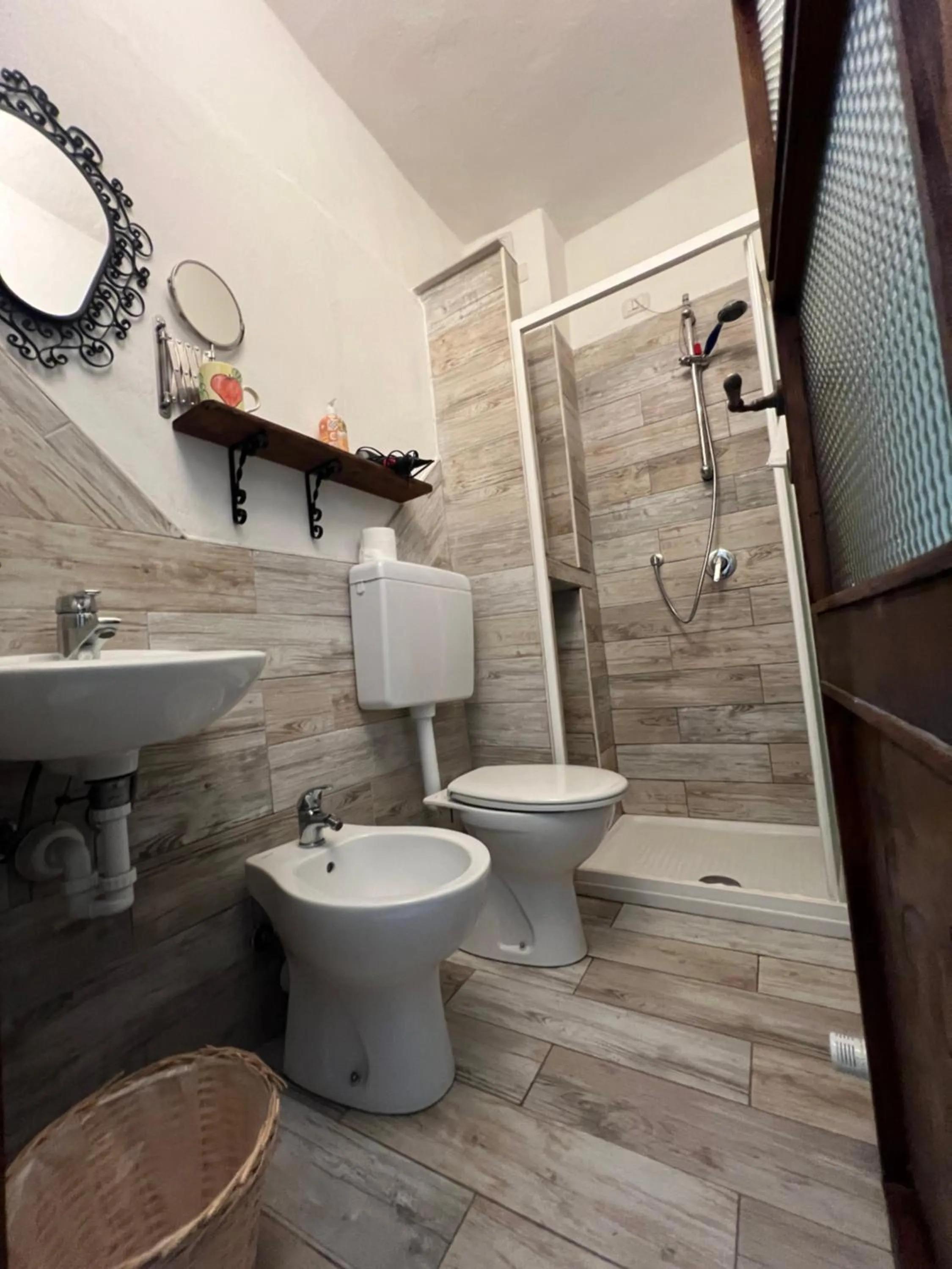 Shower in B&B COME UN TEMPO