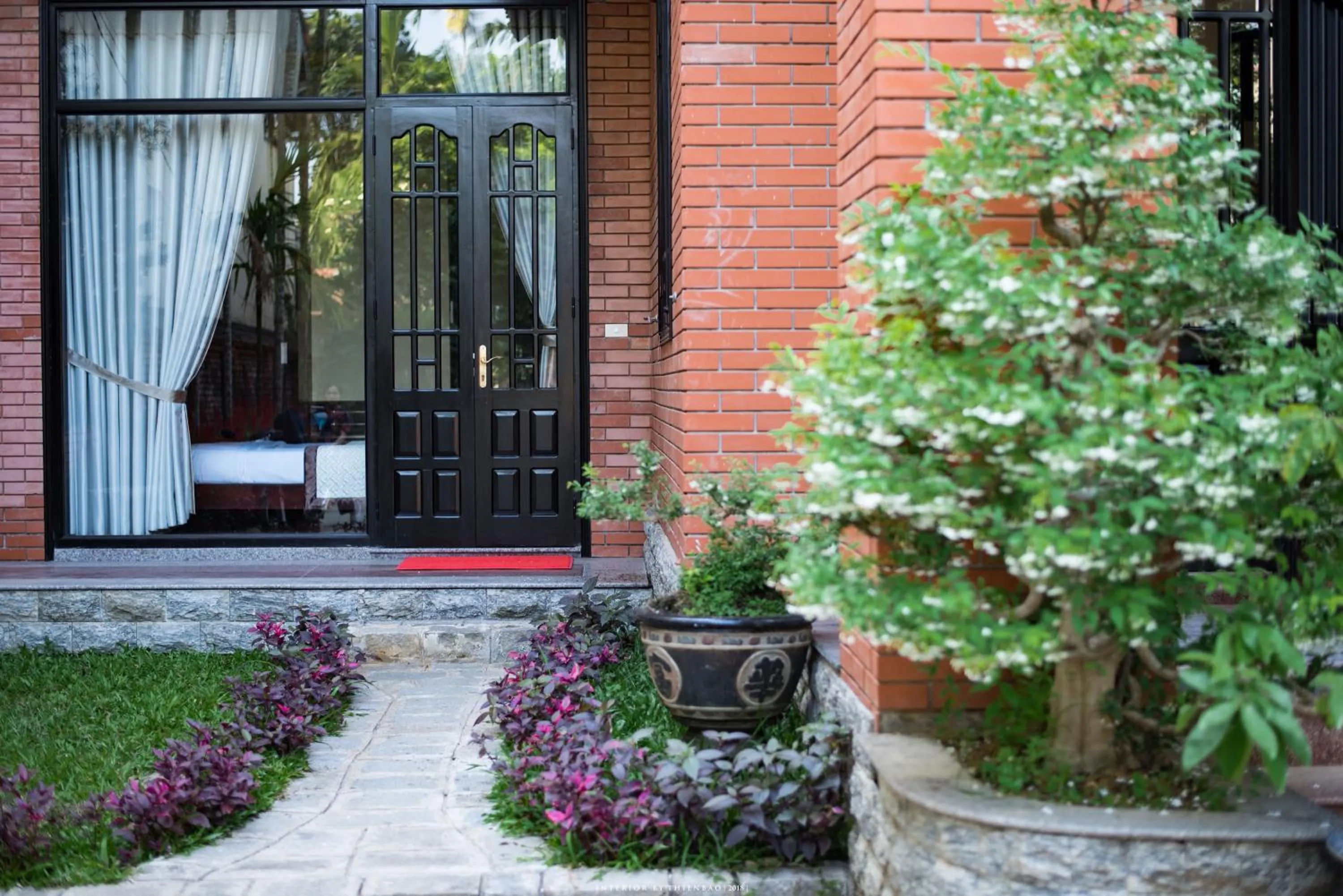 Garden in Spring Garden Villa