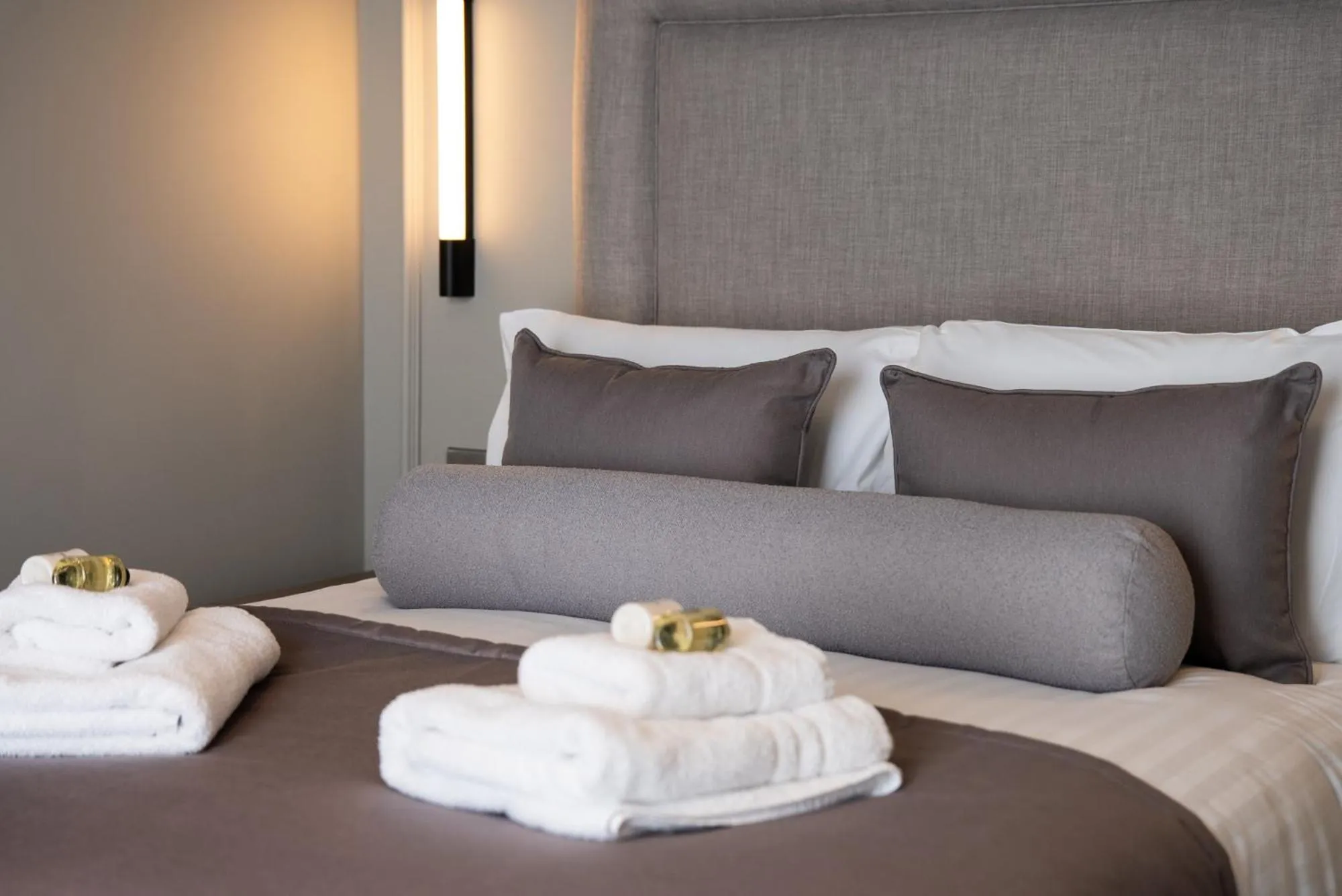 Bed in The Cae Mor Hotel