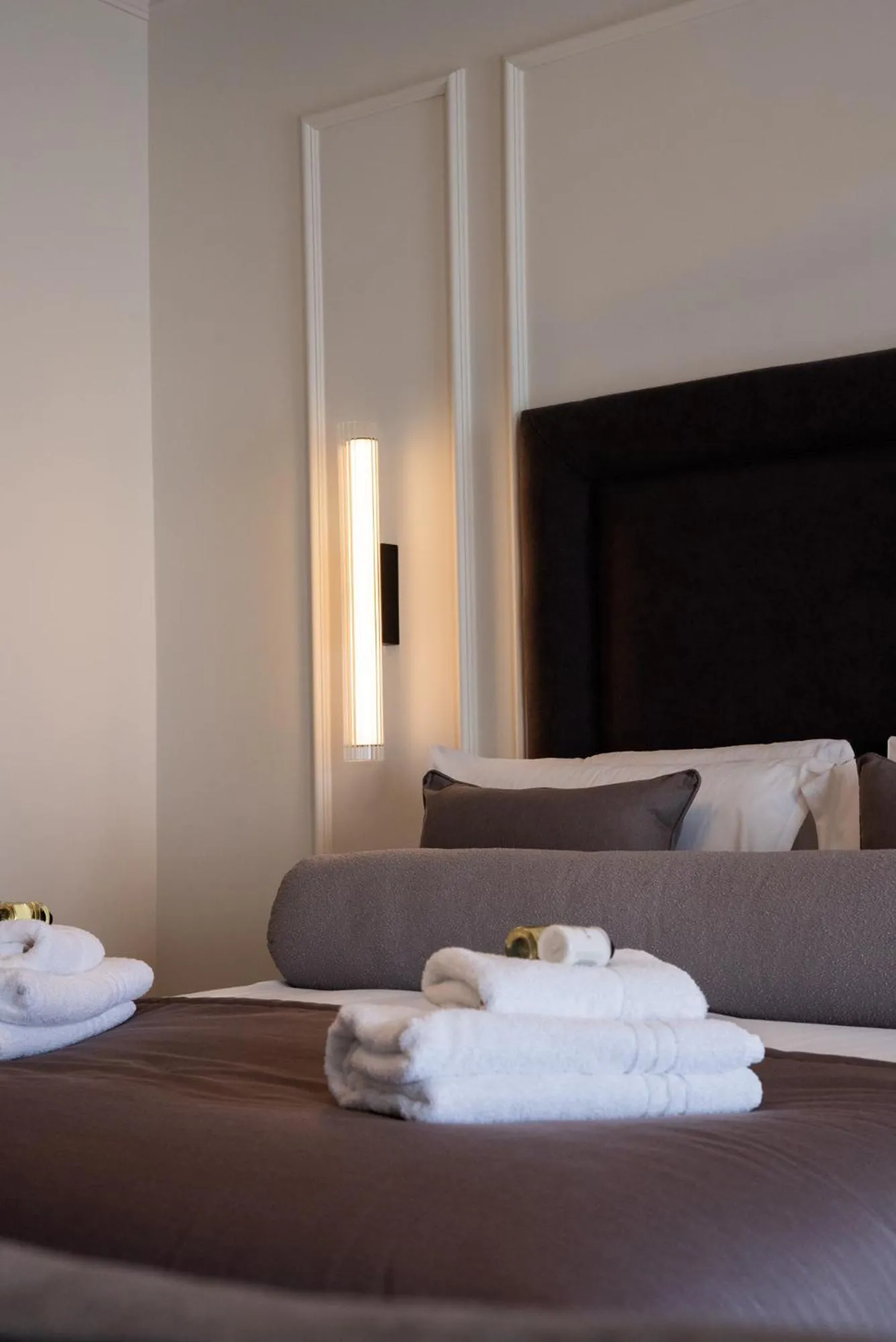 Bed in The Cae Mor Hotel