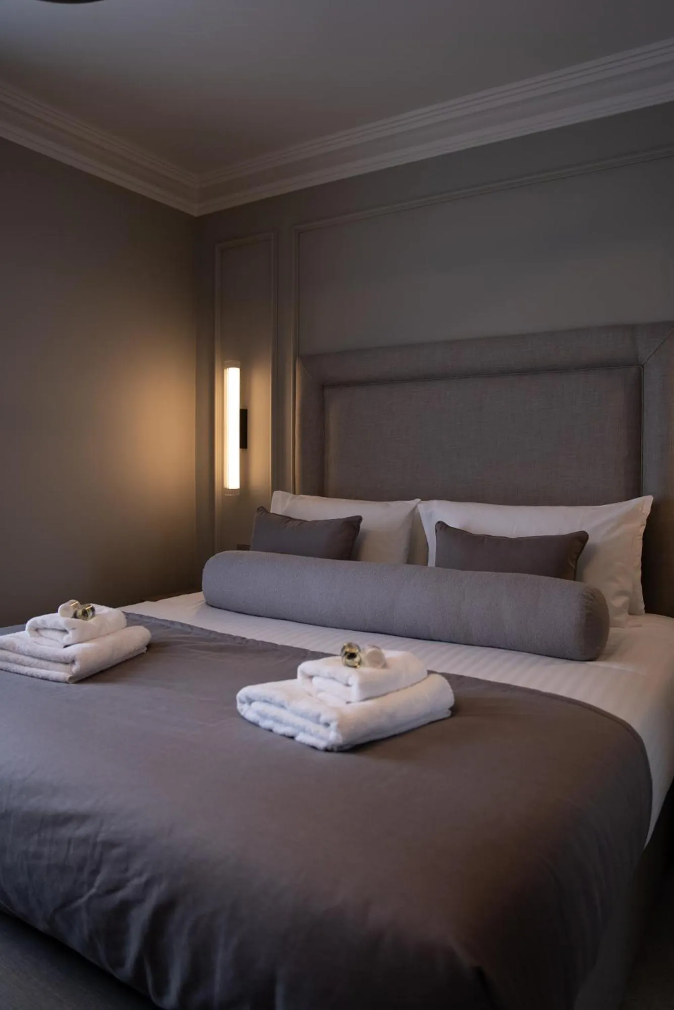 Bed in The Cae Mor Hotel