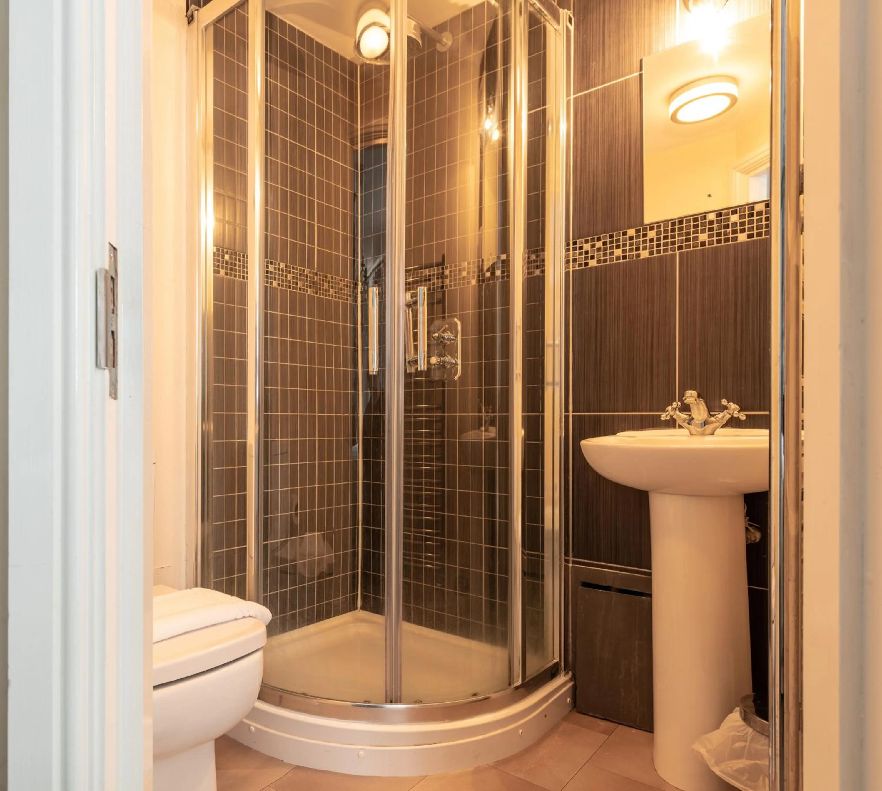 Bathroom in The Union Inn