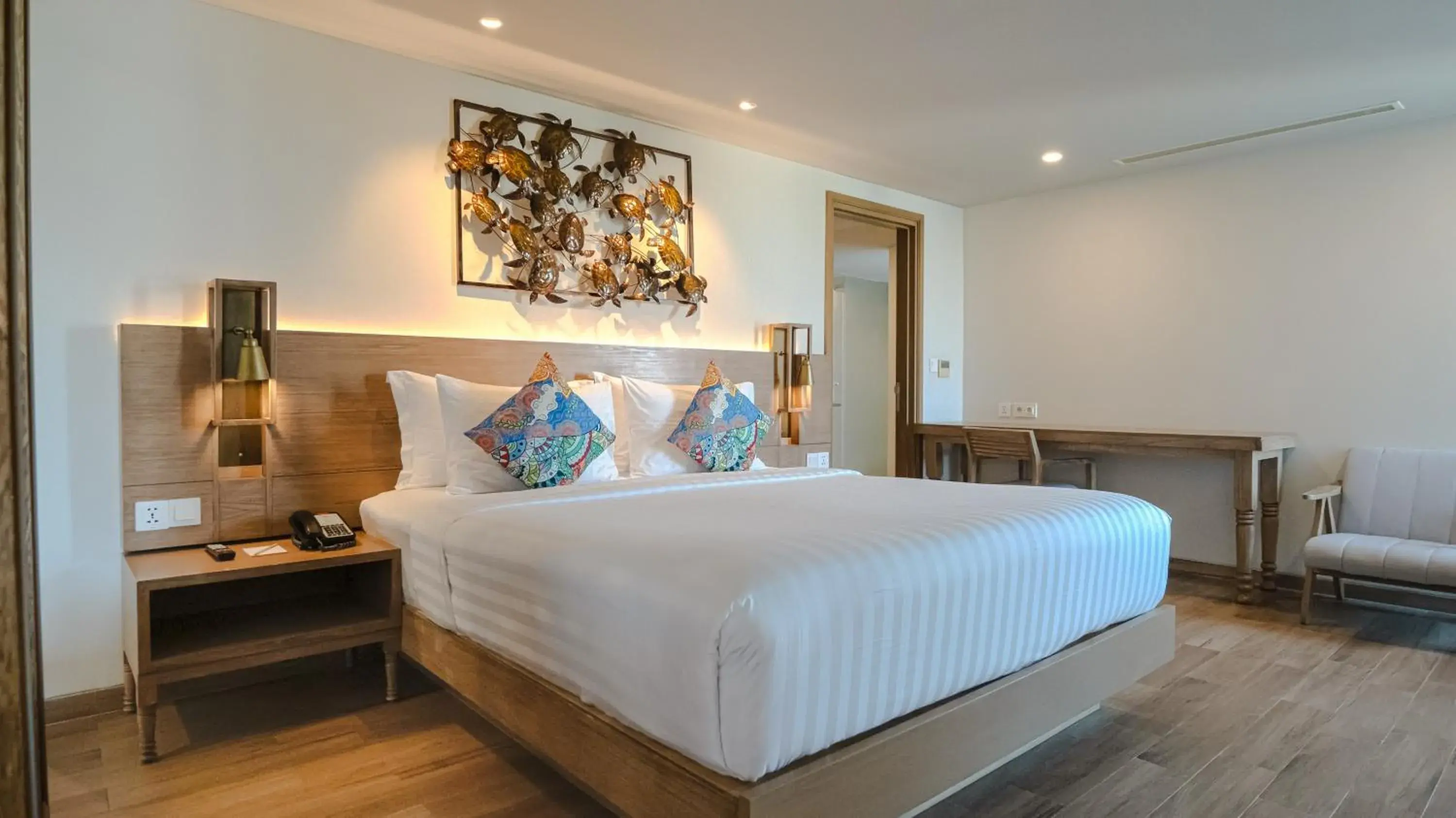 One Bedroom Balcony Suite in Eastin Ashta Resort Canggu One Bedroom Balcony Suite in Eastin Ashta Resort Canggu