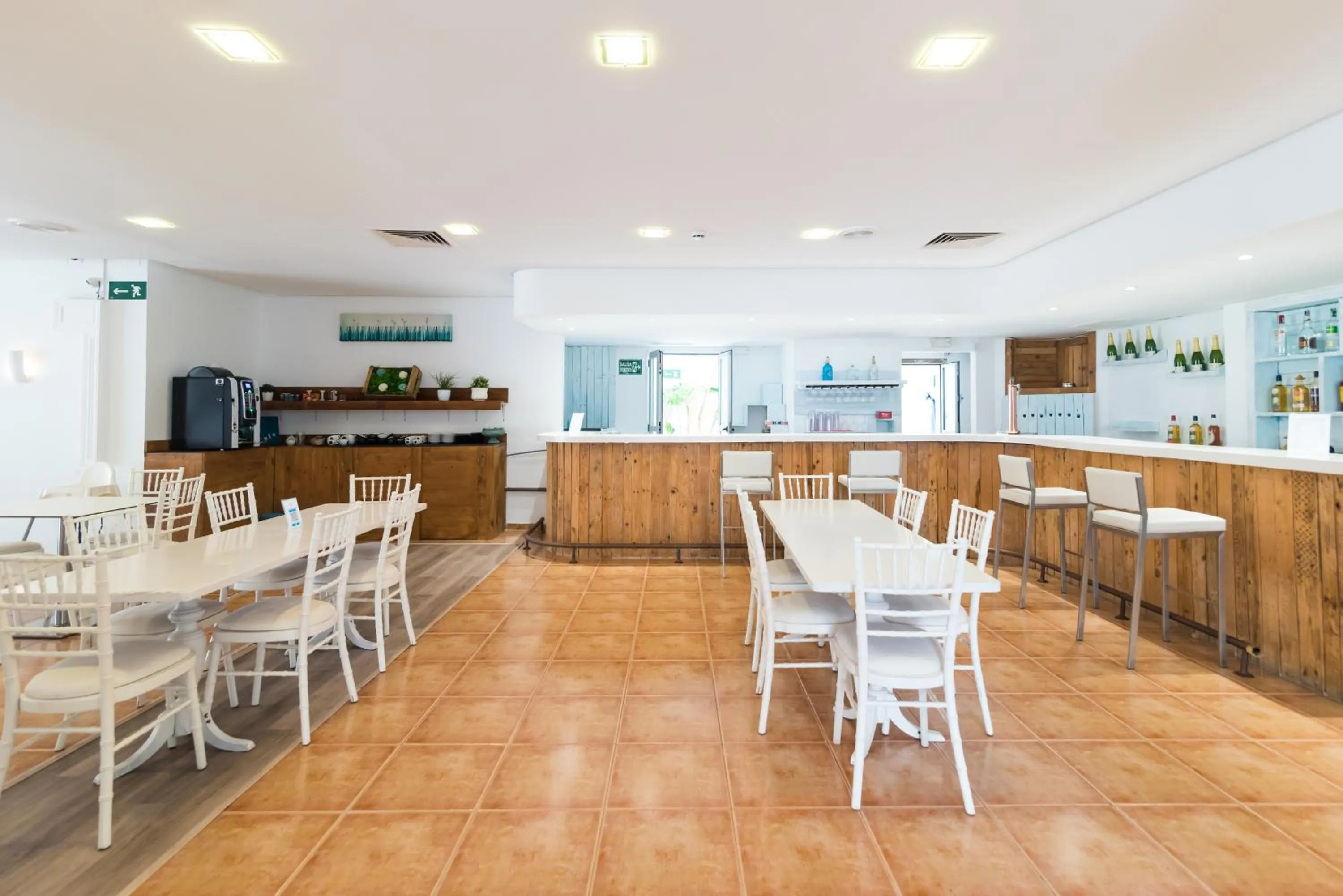 Lounge or bar in Hotel Lis Mallorca