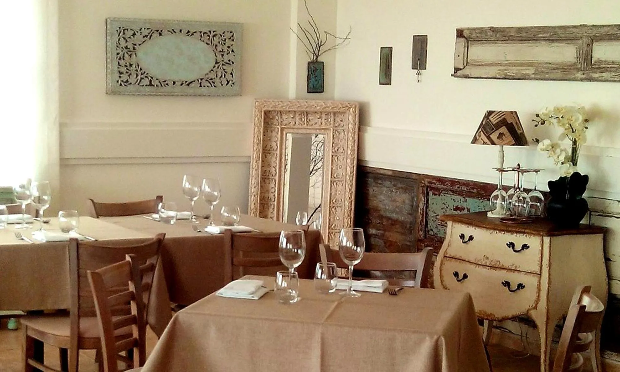 Restaurant/places to eat in Macdonald La Ermita Resort