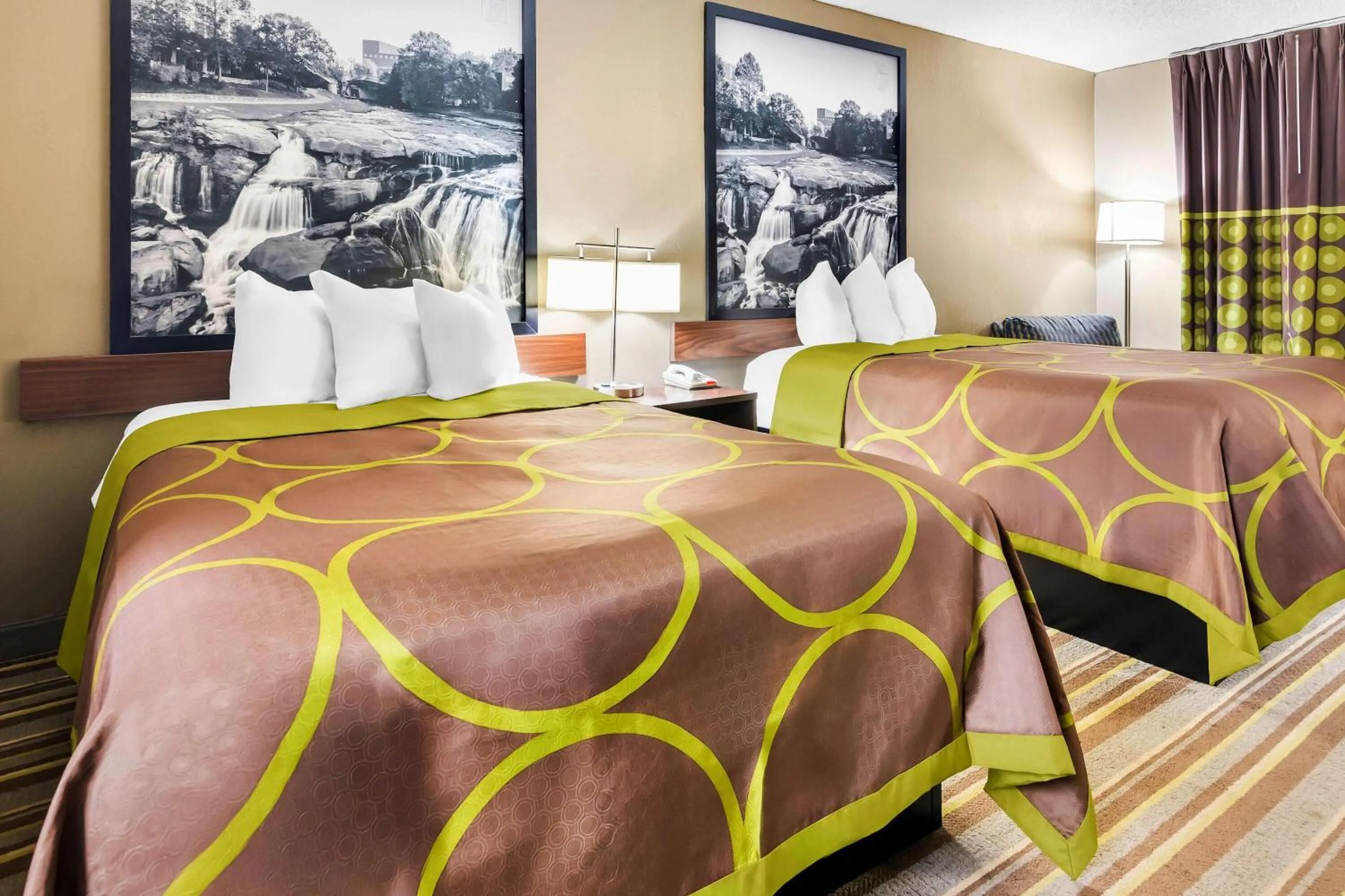 Bed in Super 8 by Wyndham Columbia