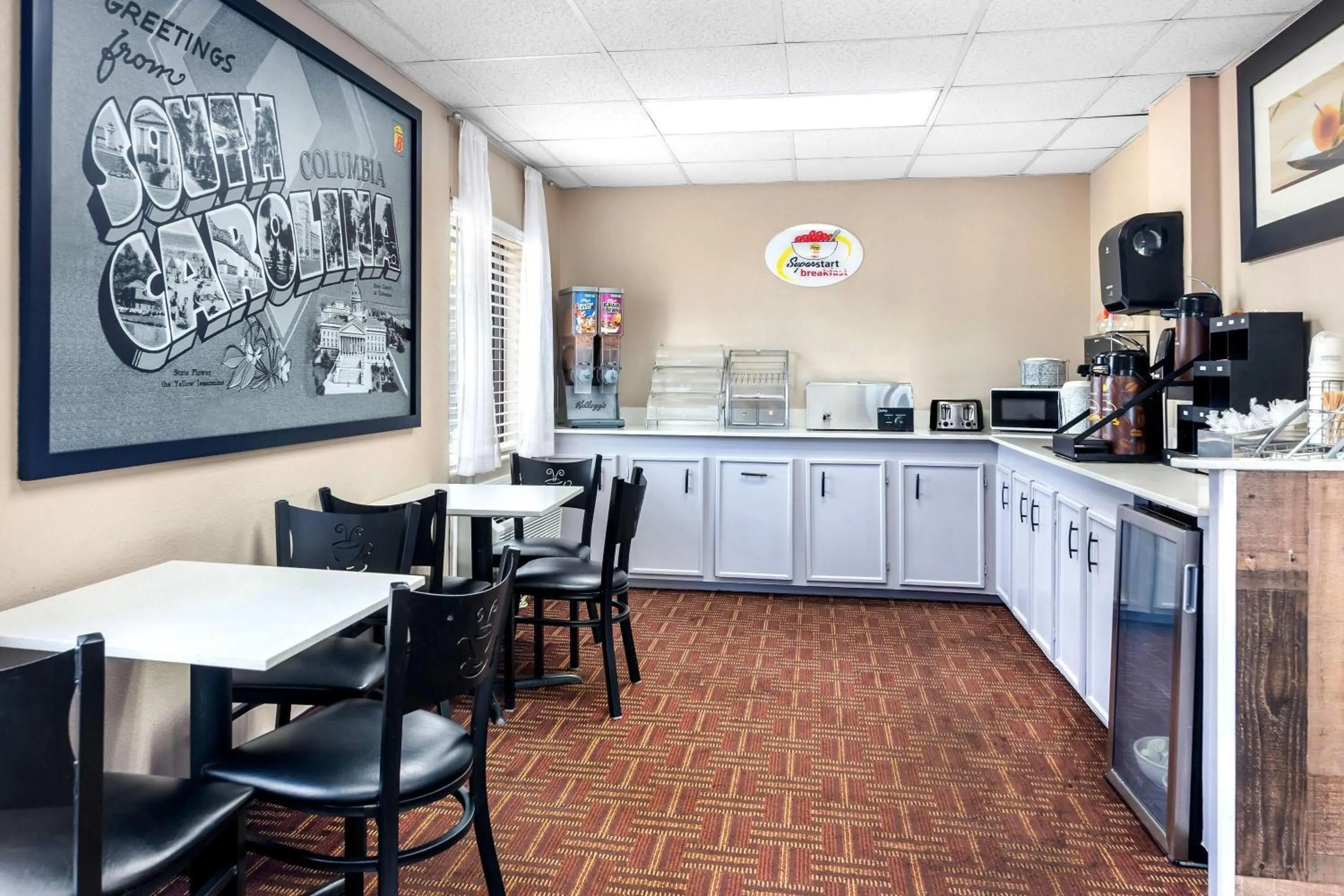 Restaurant/places to eat in Super 8 by Wyndham Columbia