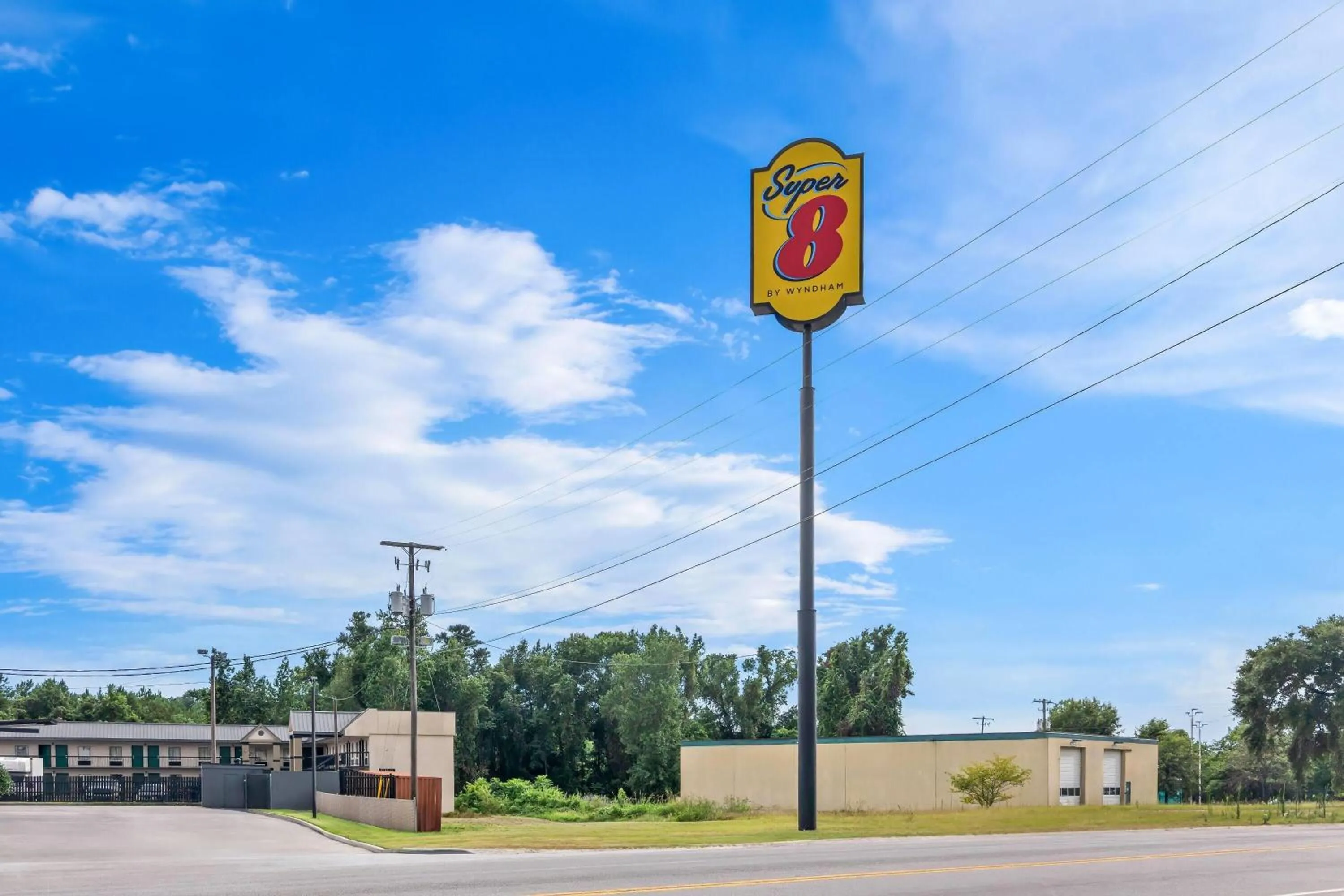 Property building in Super 8 by Wyndham Columbia