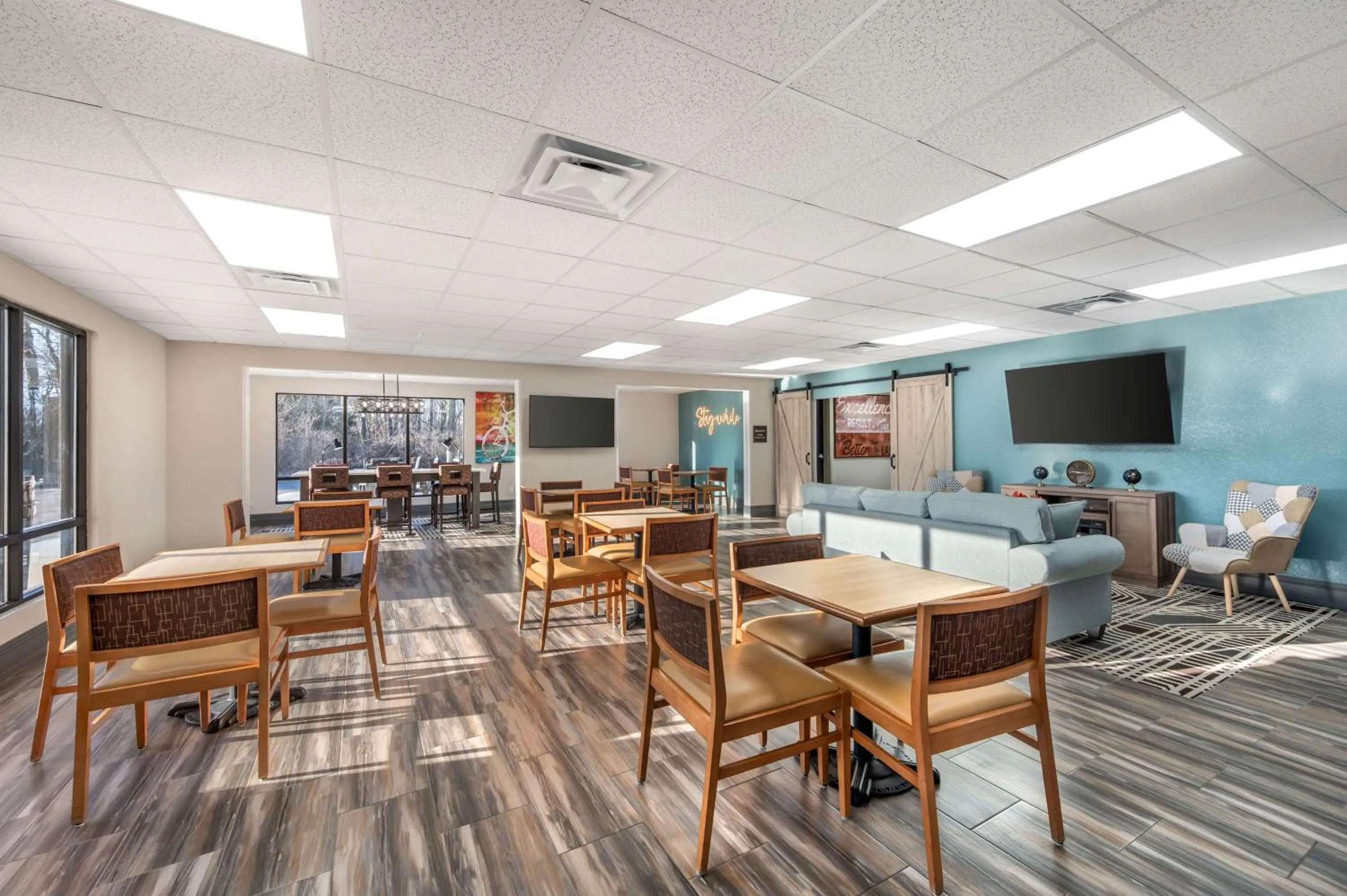 Breakfast in Best Western Plus Richmond Indiana I-70