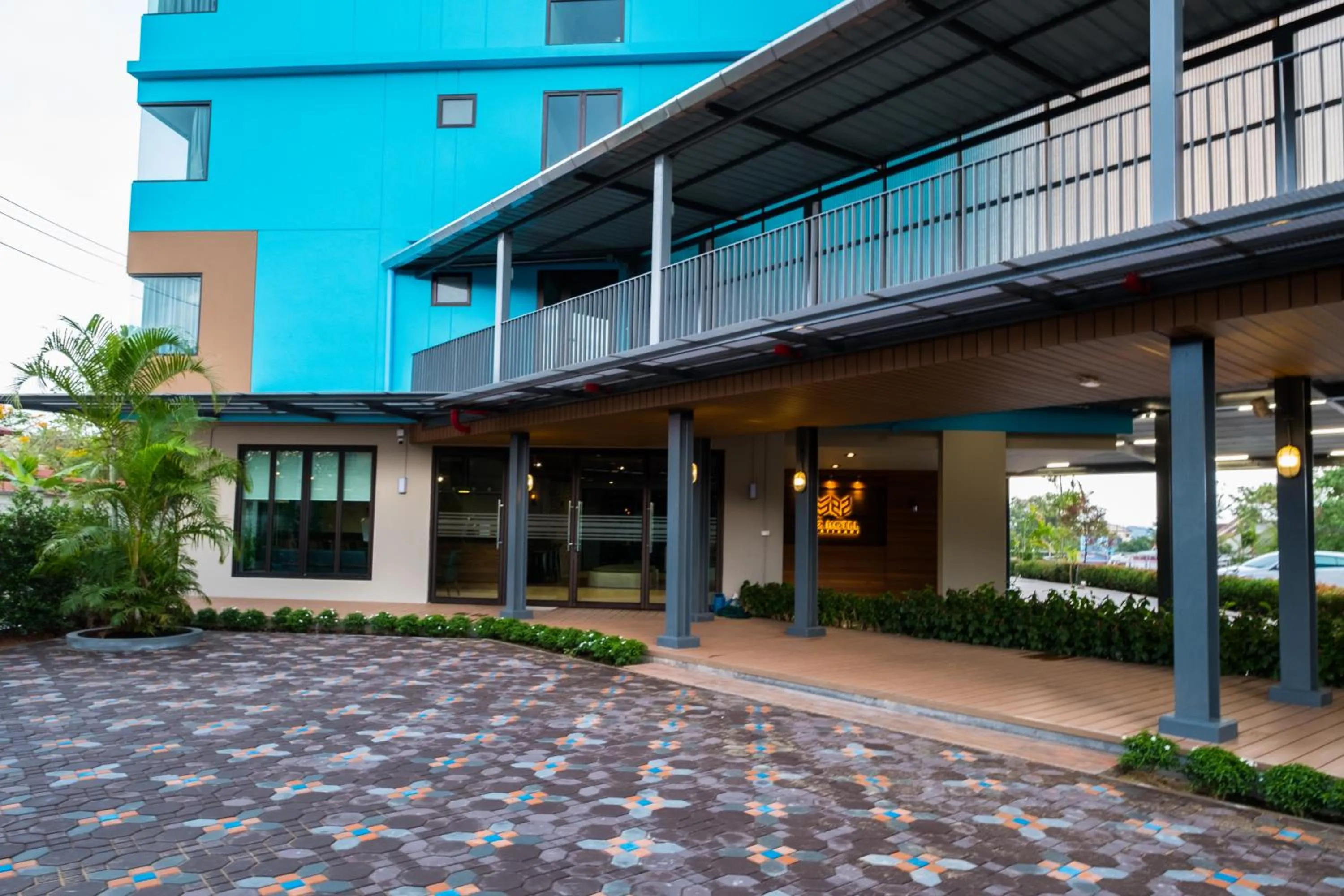 Property building in S.22 Hotel Suratthani