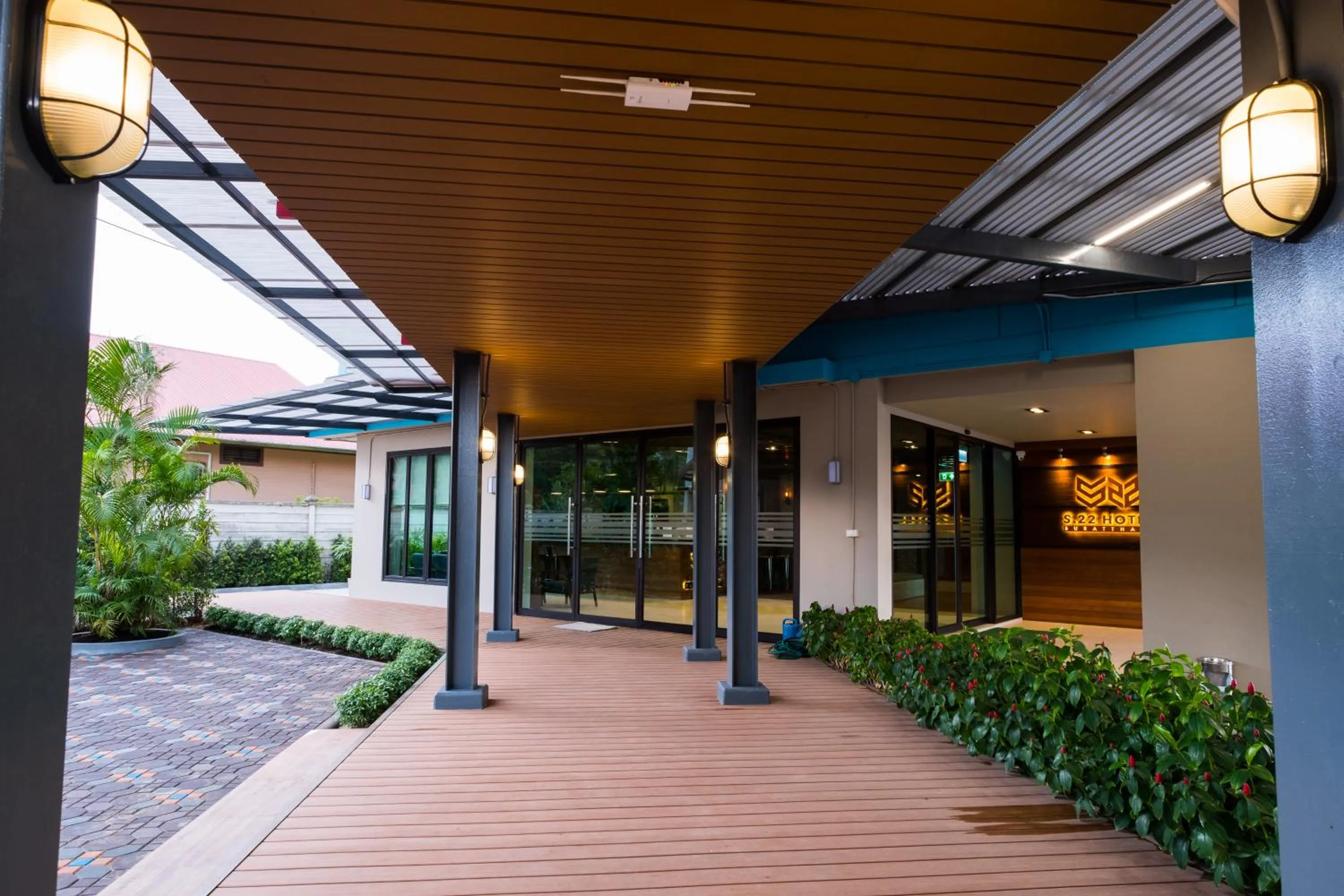 Property building in S.22 Hotel Suratthani