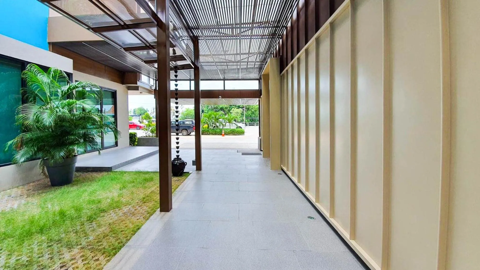 Property building in S.22 Hotel Suratthani