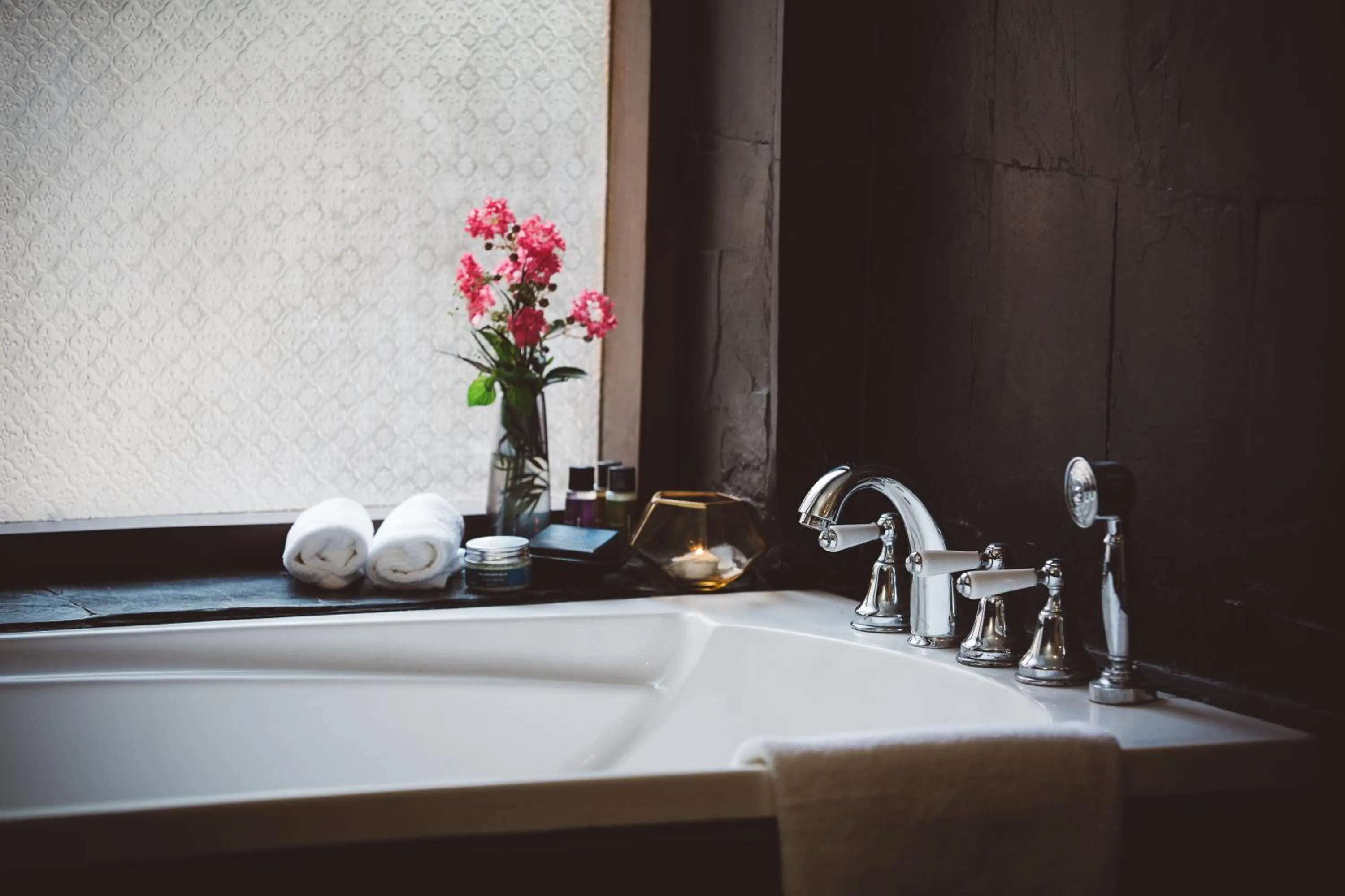 Bathroom in Saraca Resort & Spa Corbett