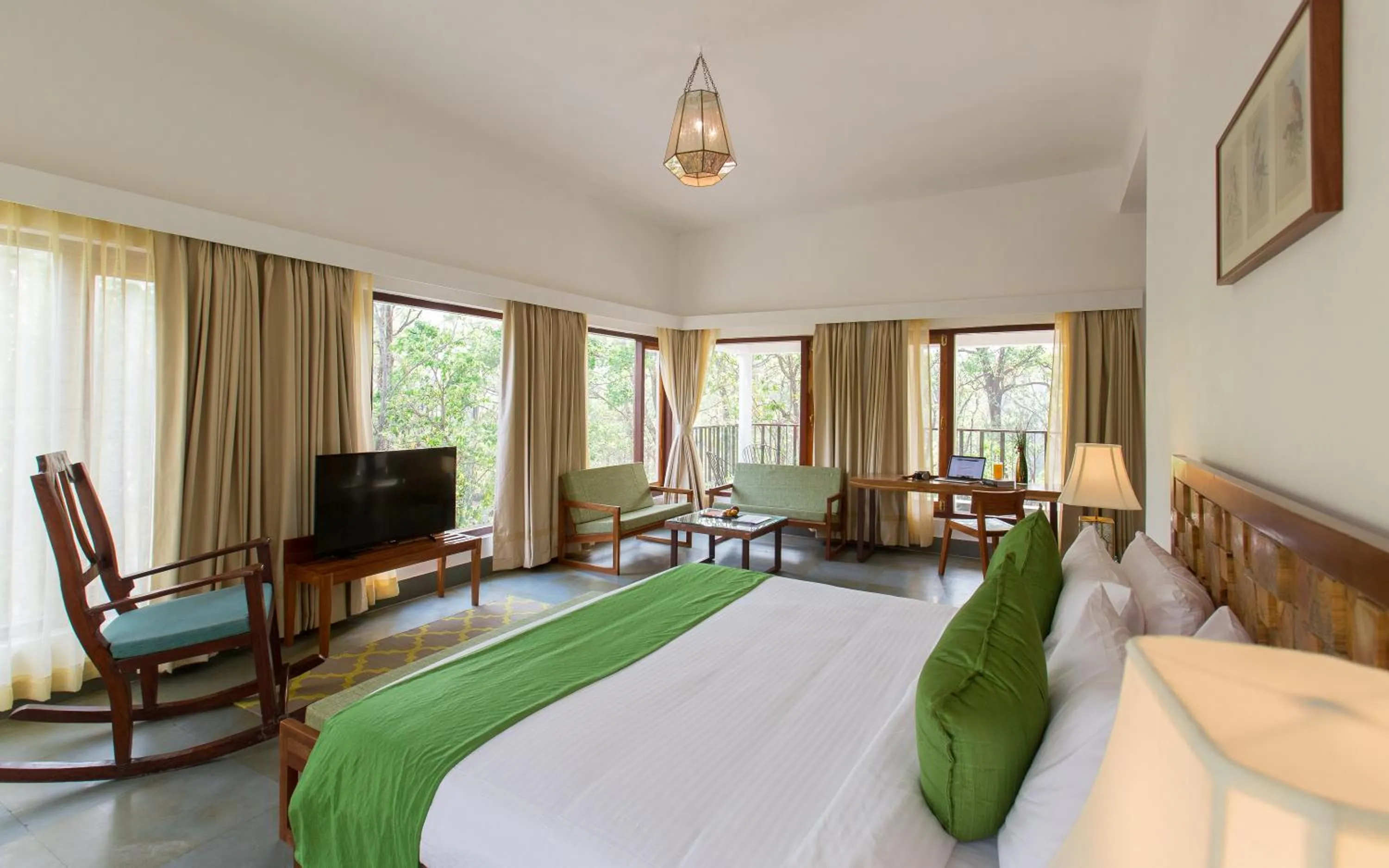Living room, Bed in Saraca Resort & Spa Corbett
