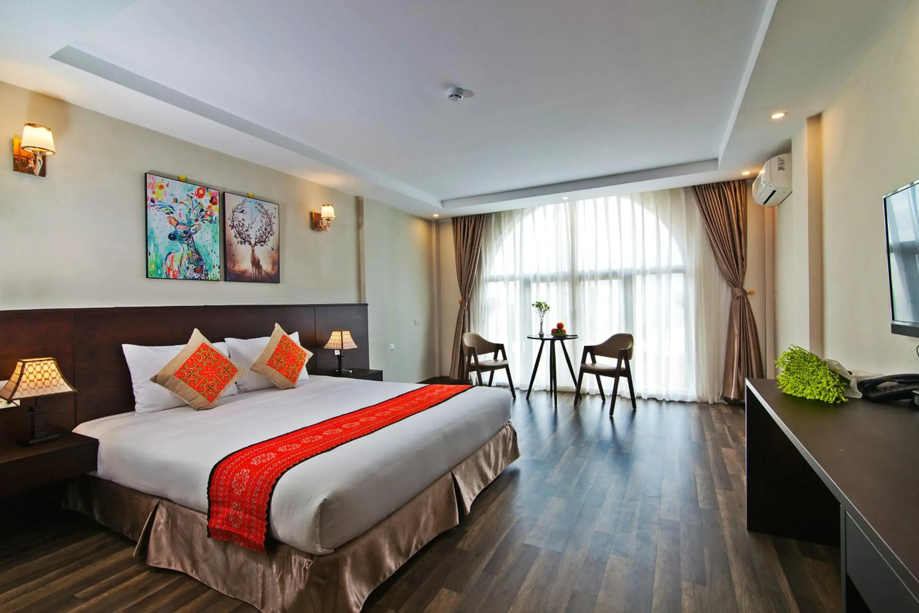 Deluxe Double Room - single occupancy in Lacasa Sapa Hotel Deluxe Double Room - single occupancy in Lacasa Sapa Hotel