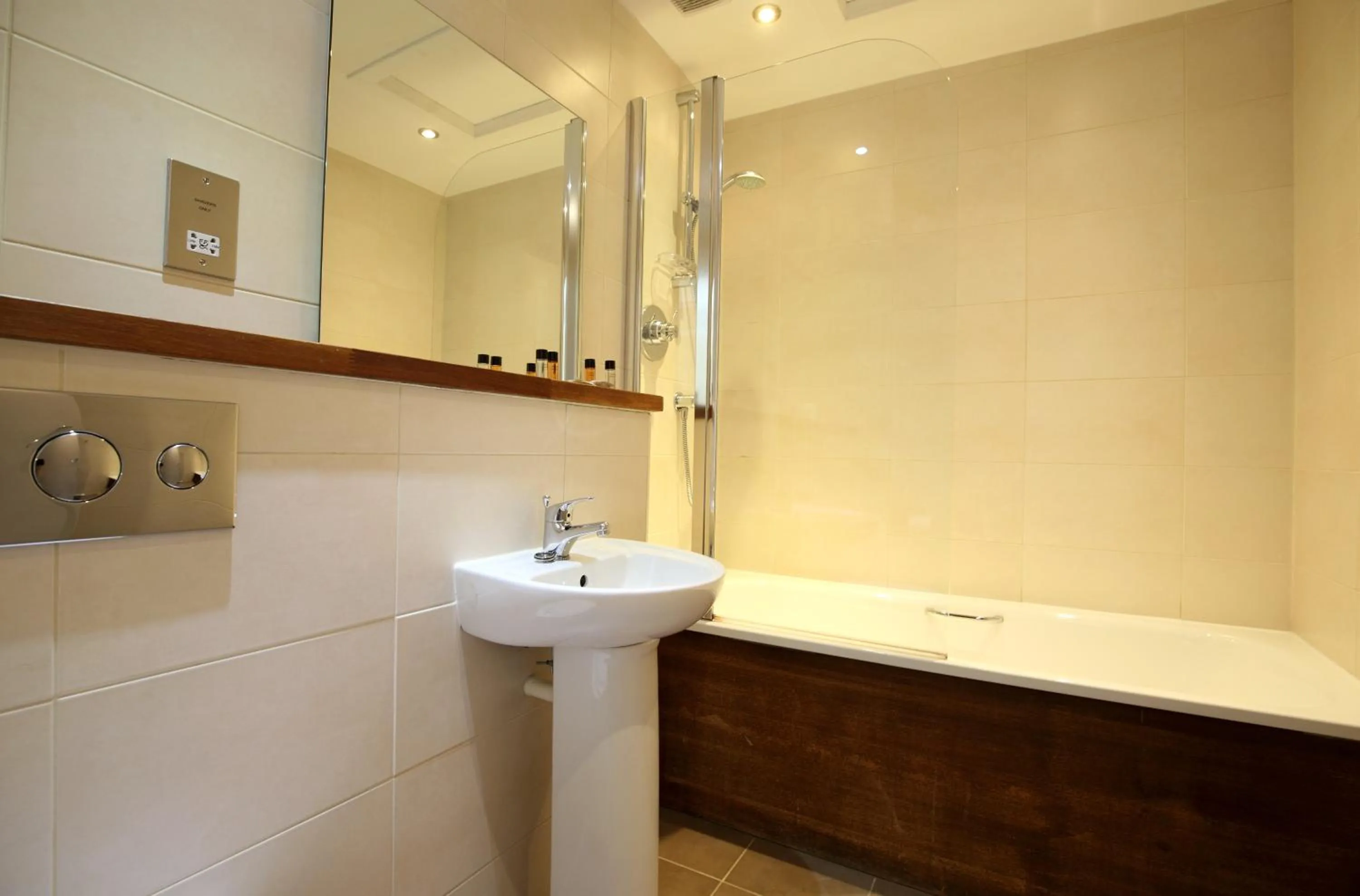 Bathroom in Columba Hotel