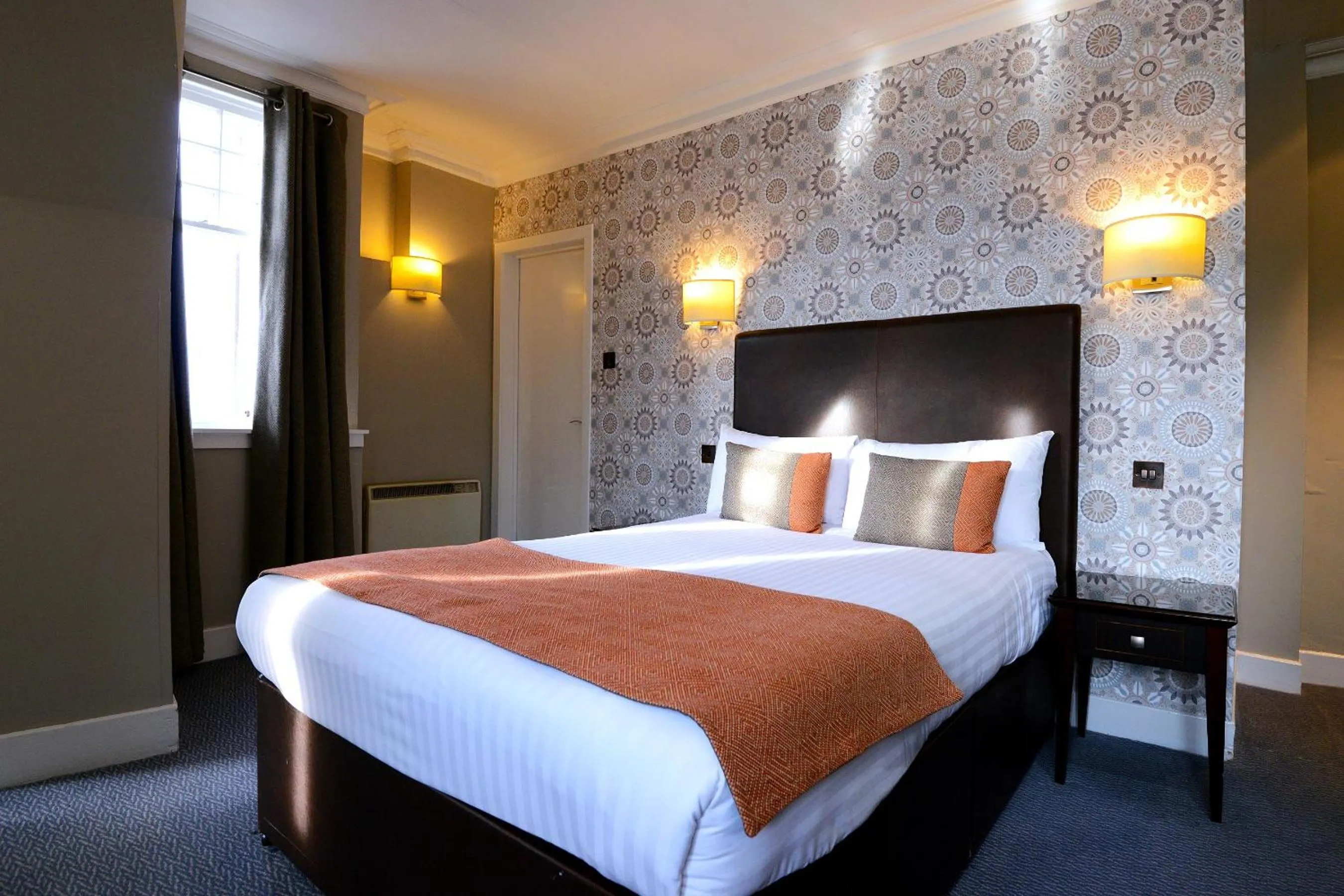 Bed in Columba Hotel