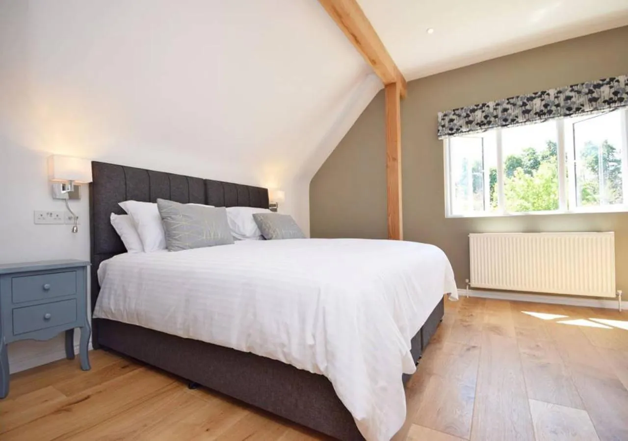 Bed in The Cottages at Crouchers Orchards