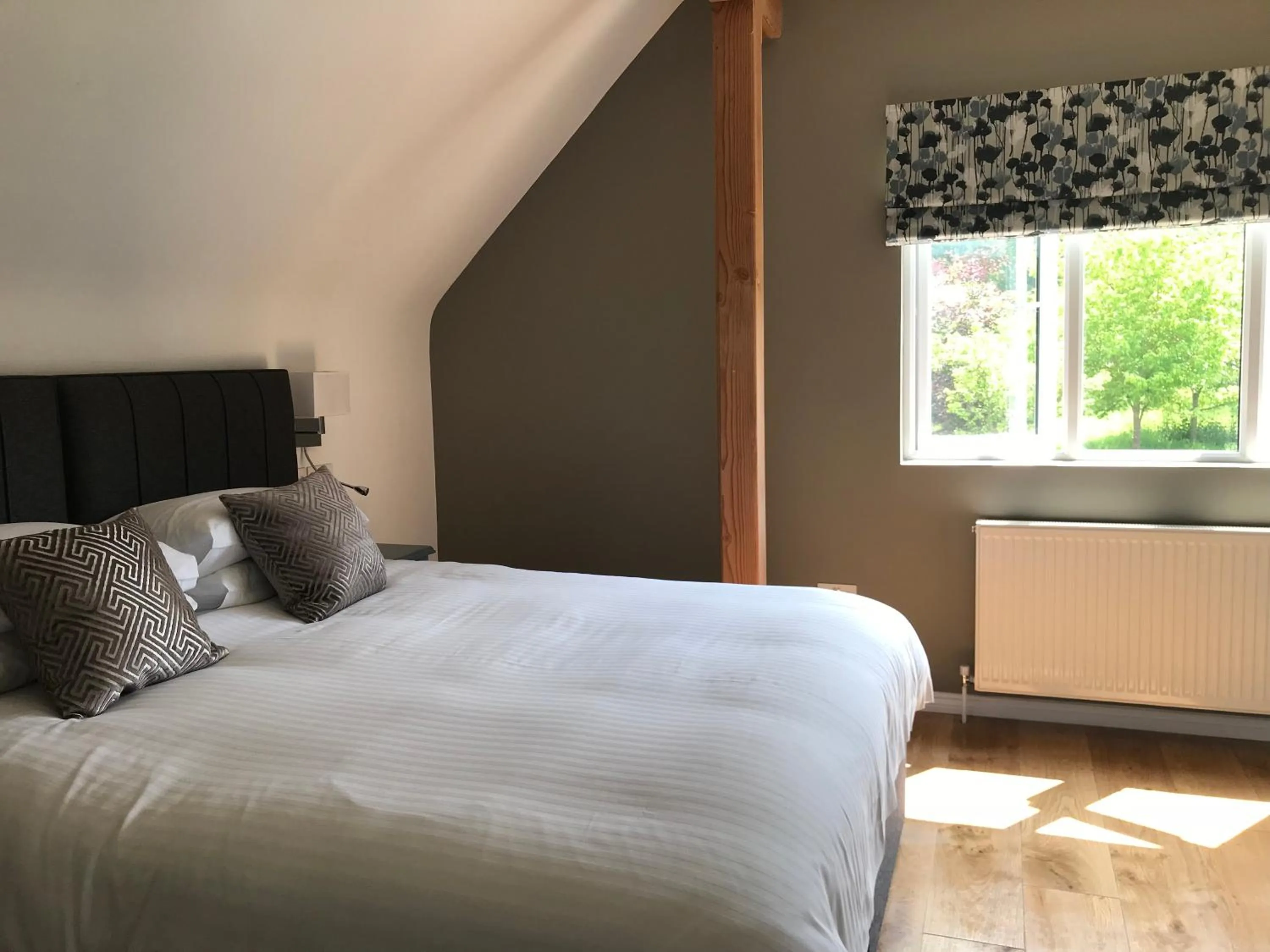 Bed in The Cottages at Crouchers Orchards